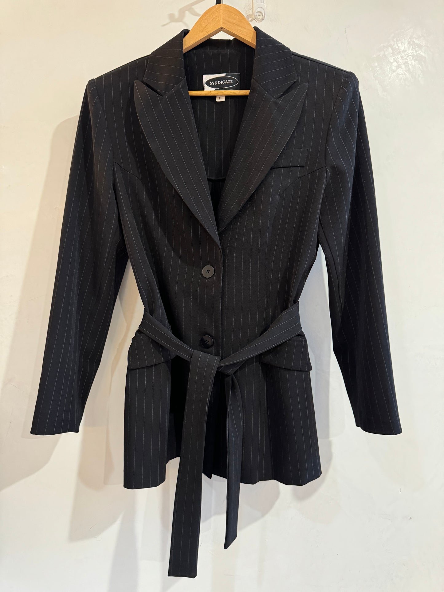 SYNDICATE Vintage Black belted striped jacket Size 14