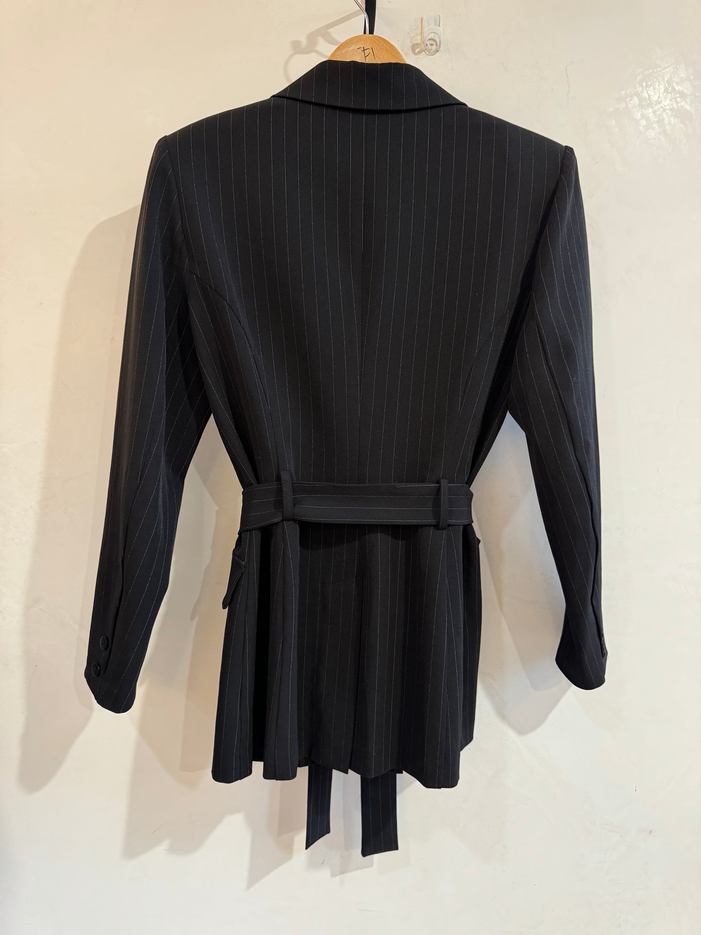 SYNDICATE Vintage Black belted striped jacket Size 14