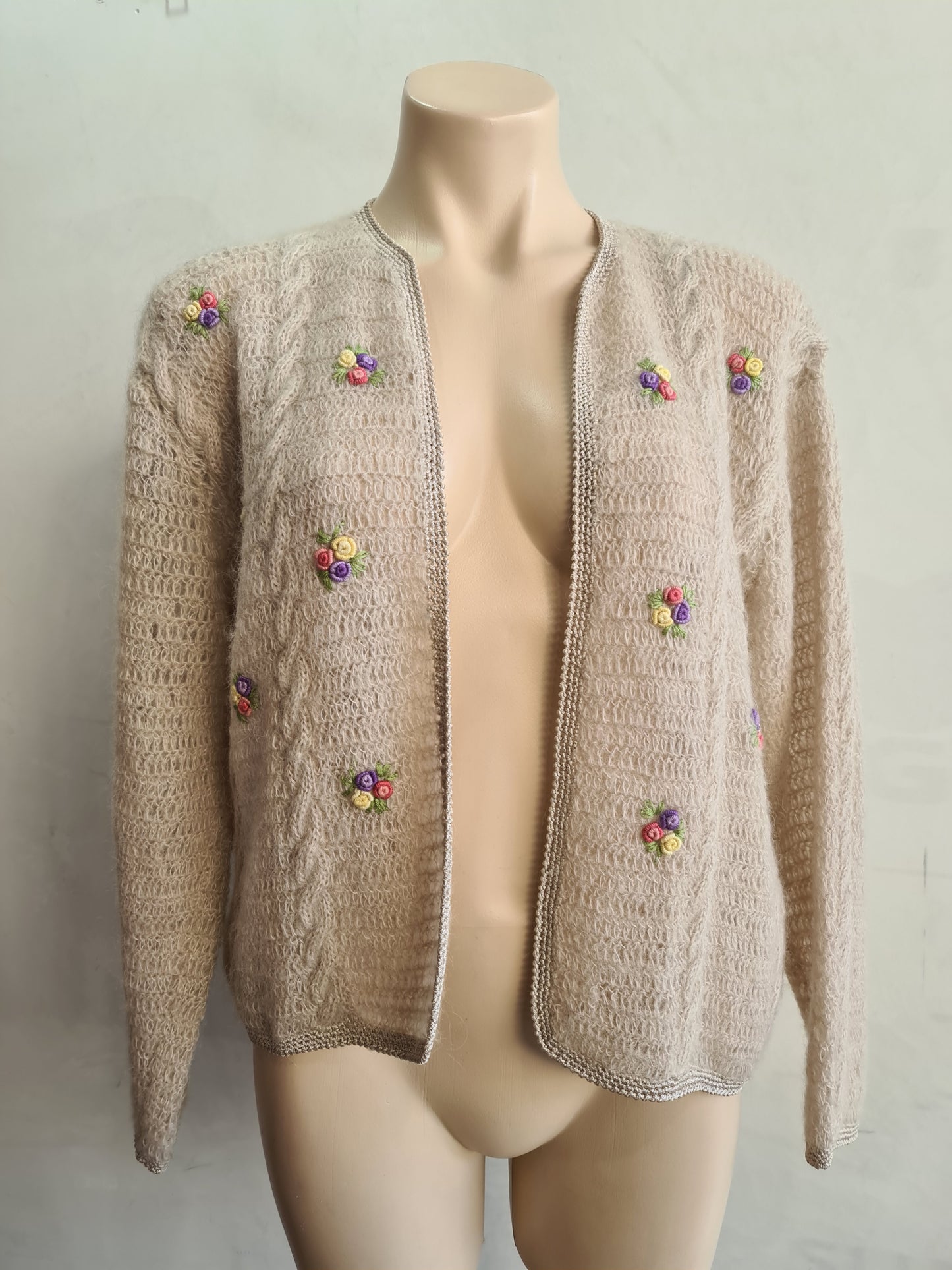 Vintage Elegant Beige Mohair Cardigan - size M
