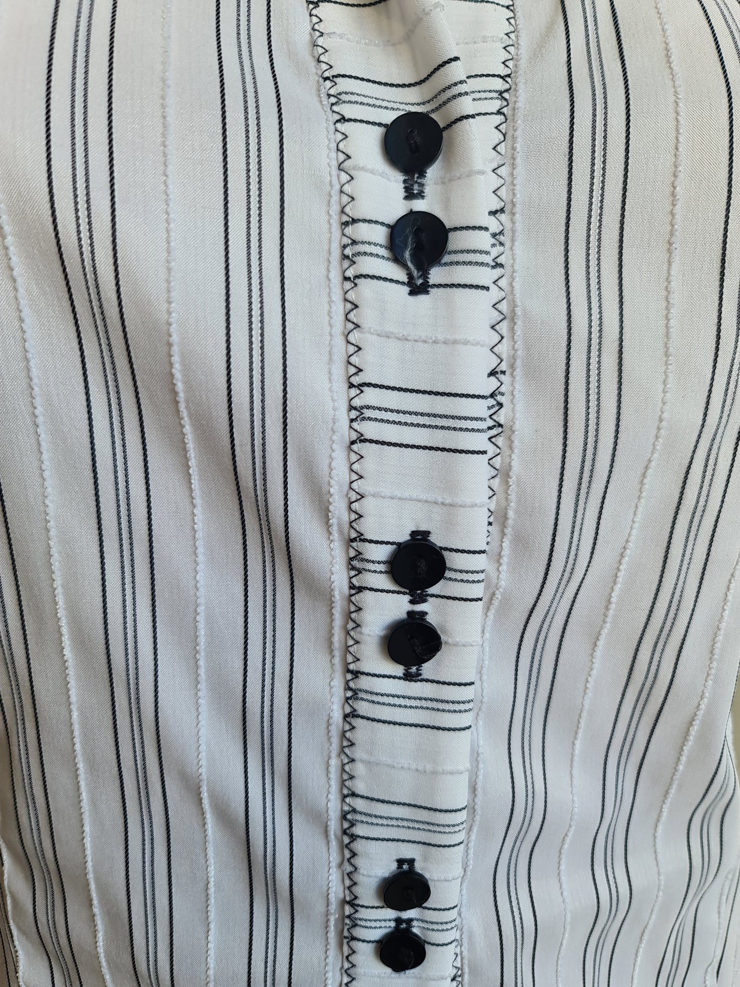 Anthea Crawford White with Black Stripe shirt - size 10