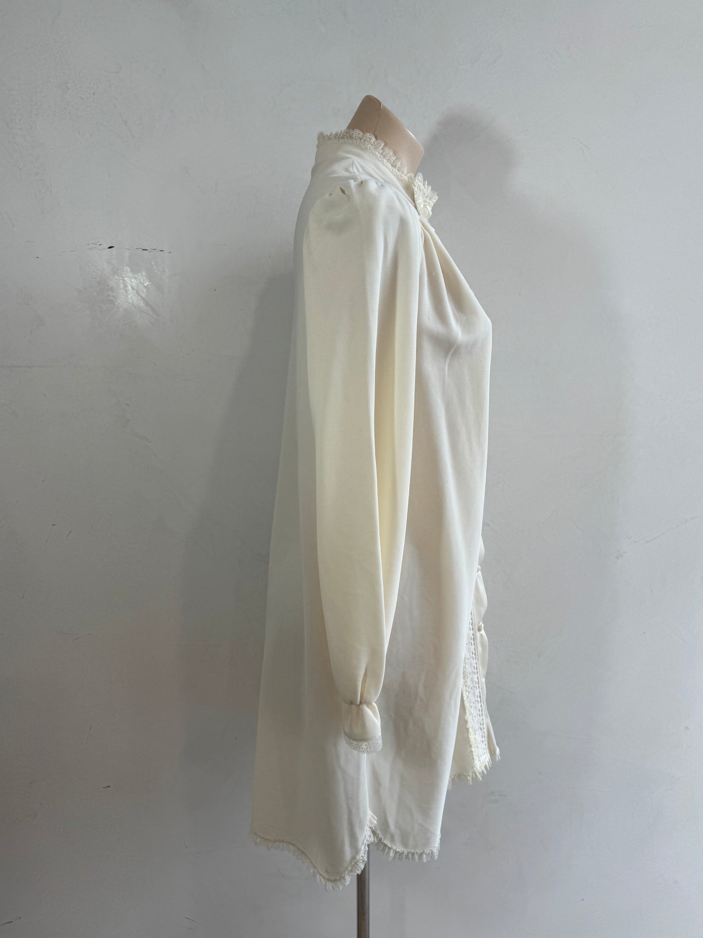 Vintage Diamond Cut beige bed Shirtdress