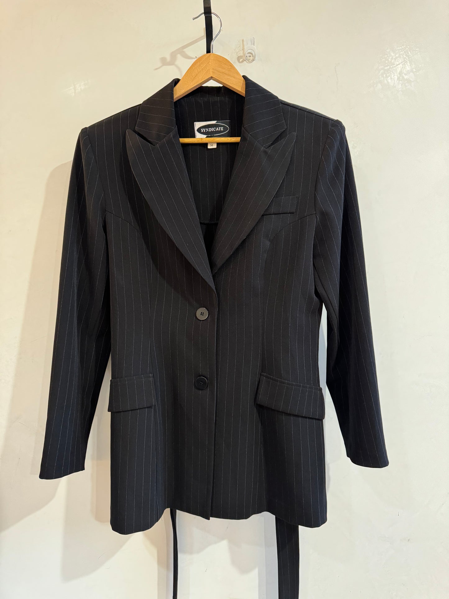 SYNDICATE Vintage Black belted striped jacket Size 14