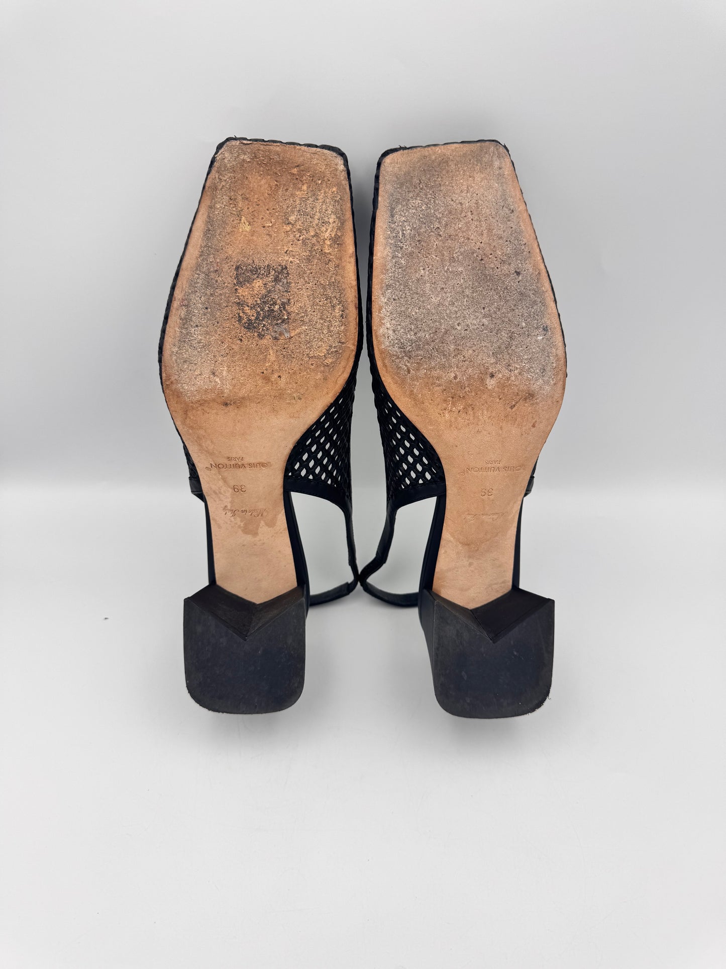 LOUIS VUITTON Black Shake Slingback Pumps Size 39