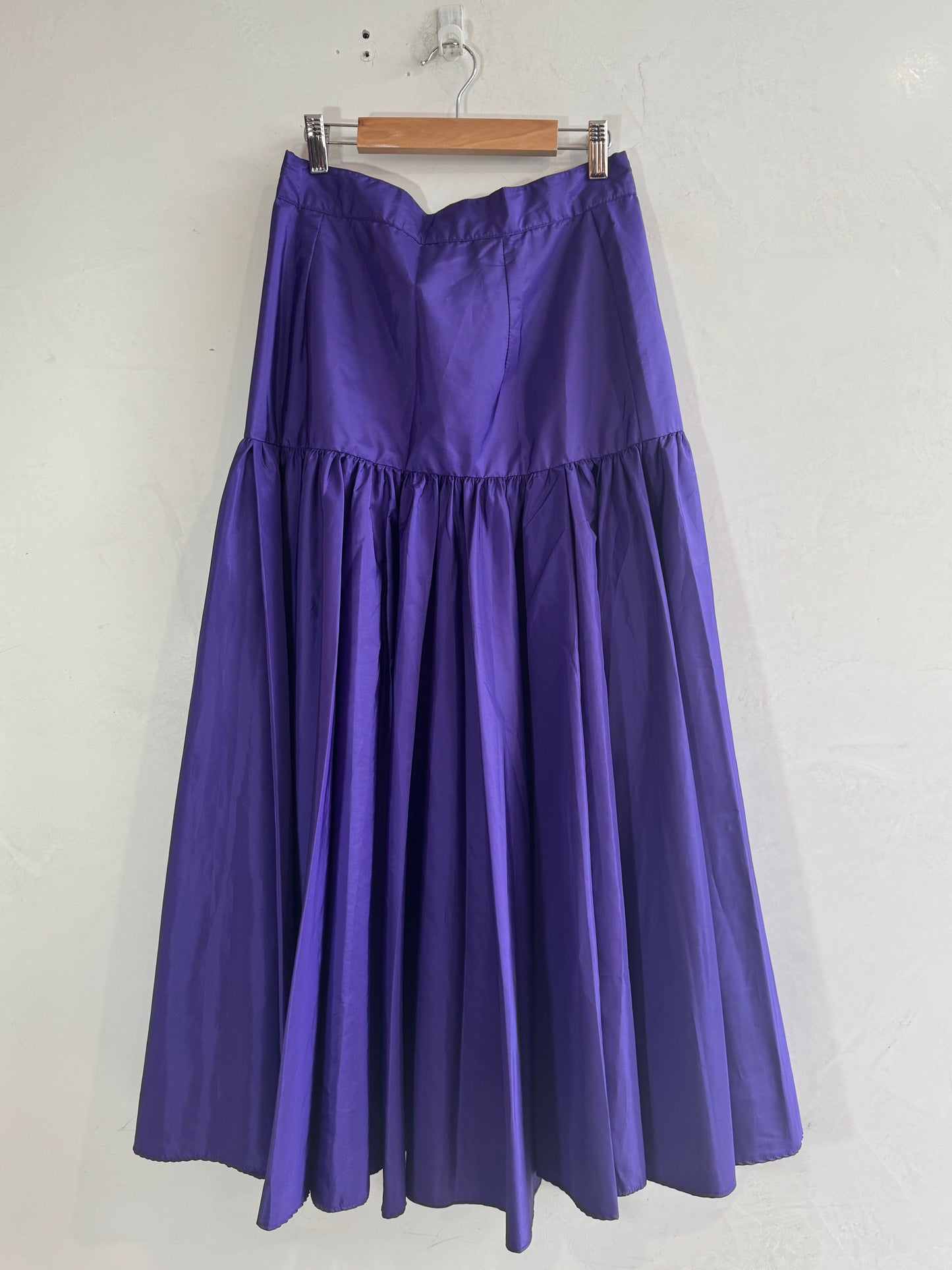 Vintage Anthea Crawford purple skirt