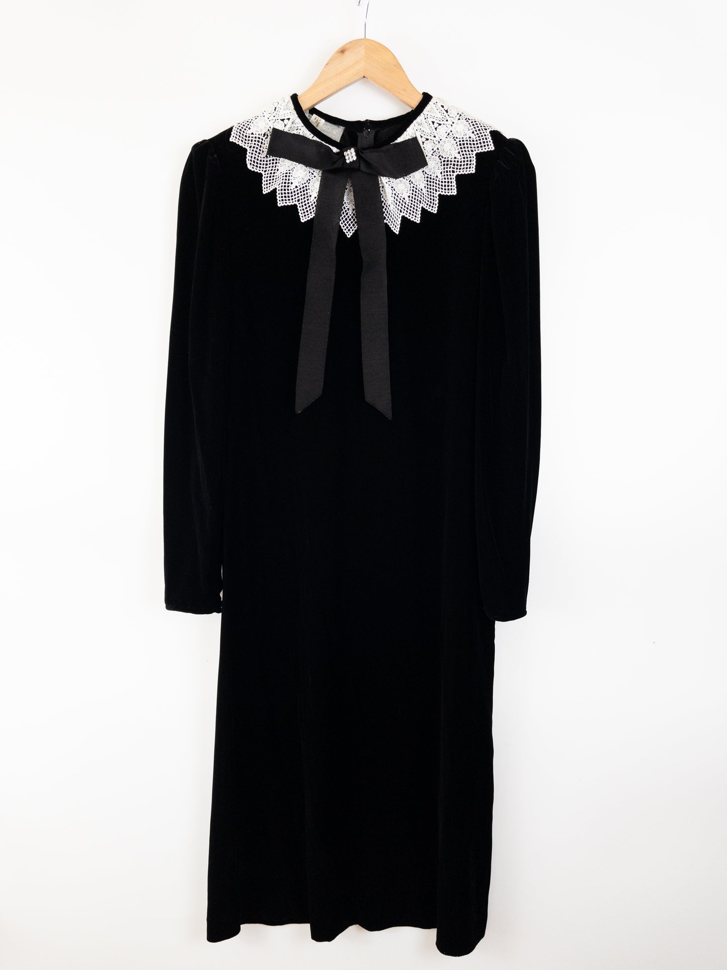 Vintage PERRI CUTTEN Black Velvet Midi Dress S/M