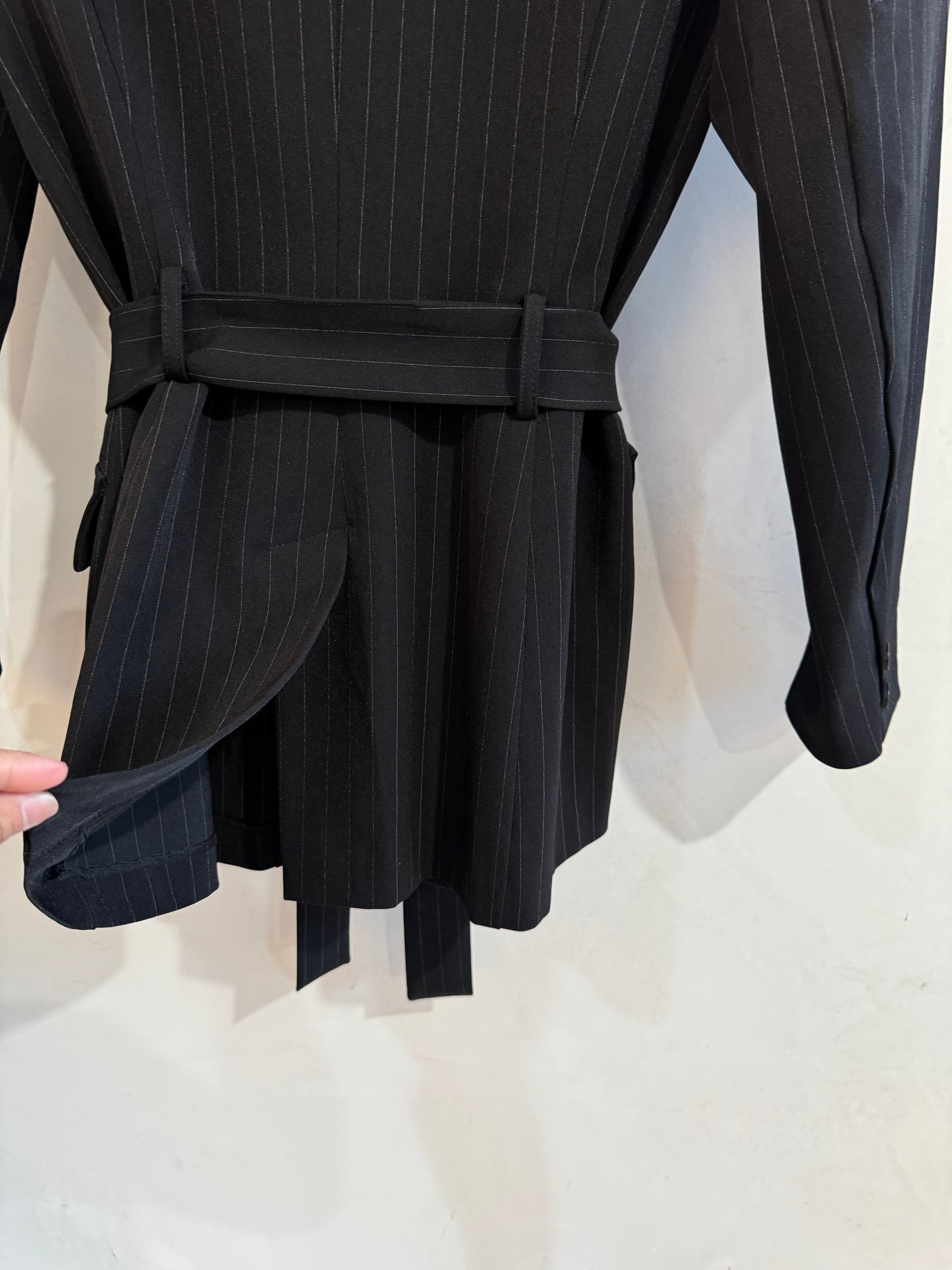 SYNDICATE Vintage Black belted striped jacket Size 14