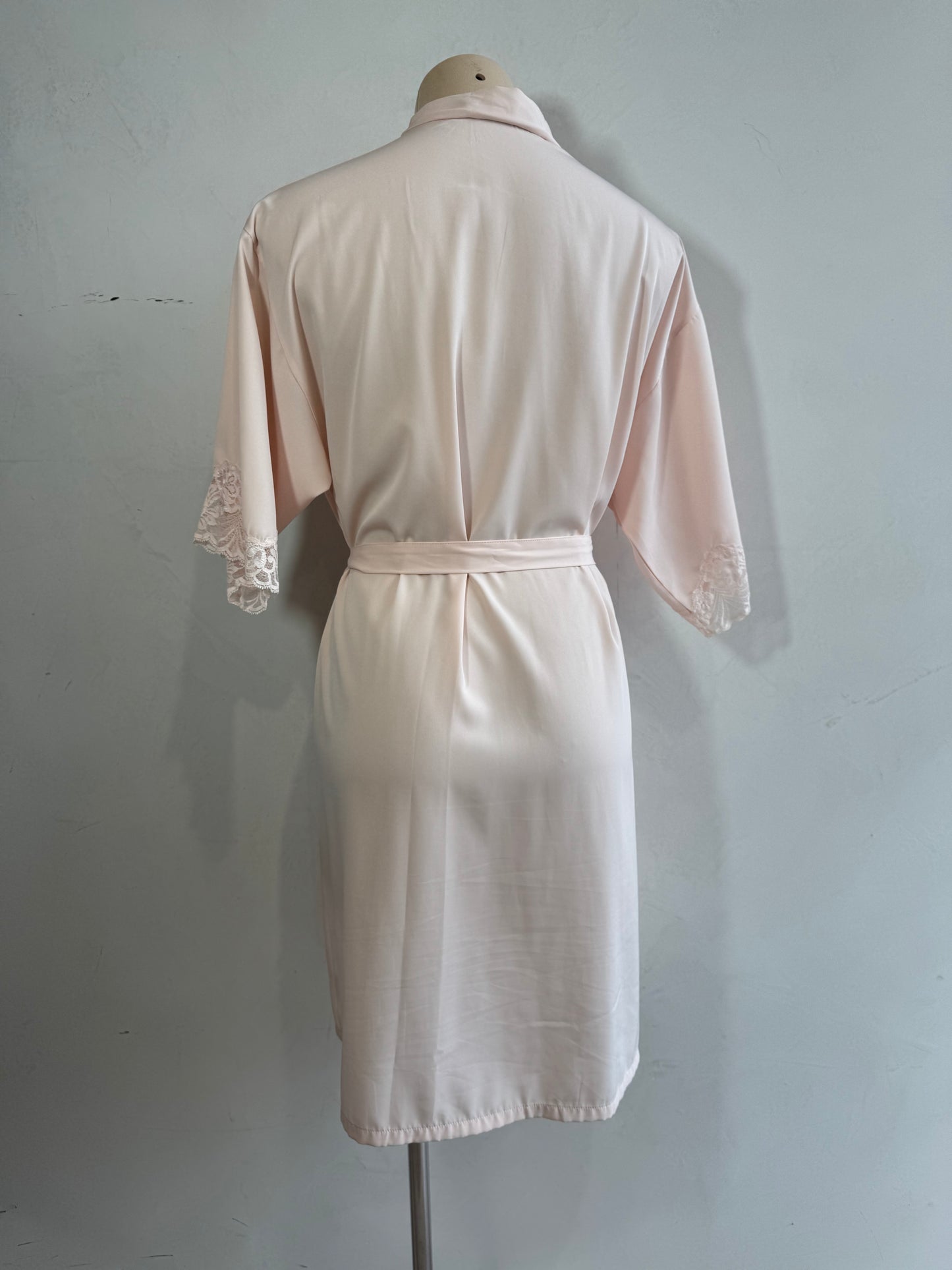 Vintage Diamond Cut Peach Robe