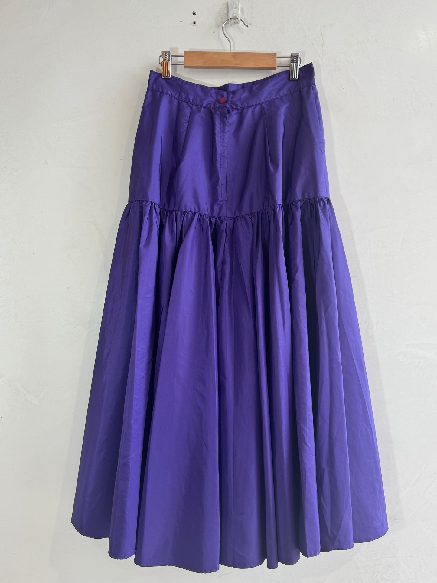 Vintage Anthea Crawford purple skirt