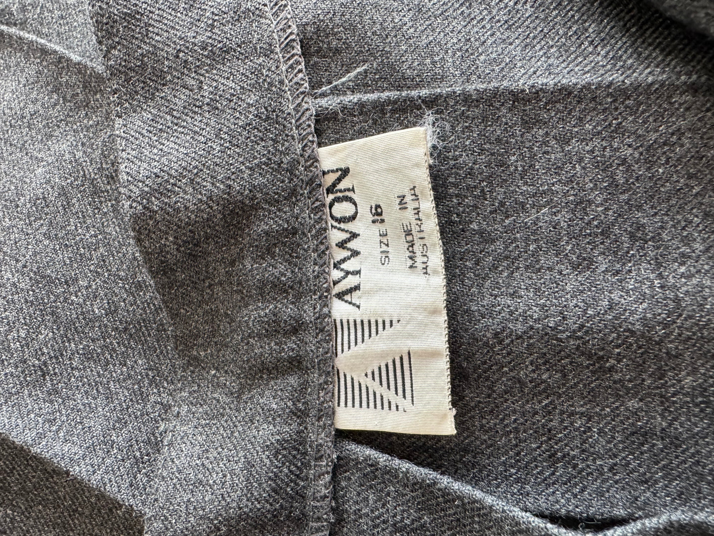 Vintage Aywon grey skirt - size L