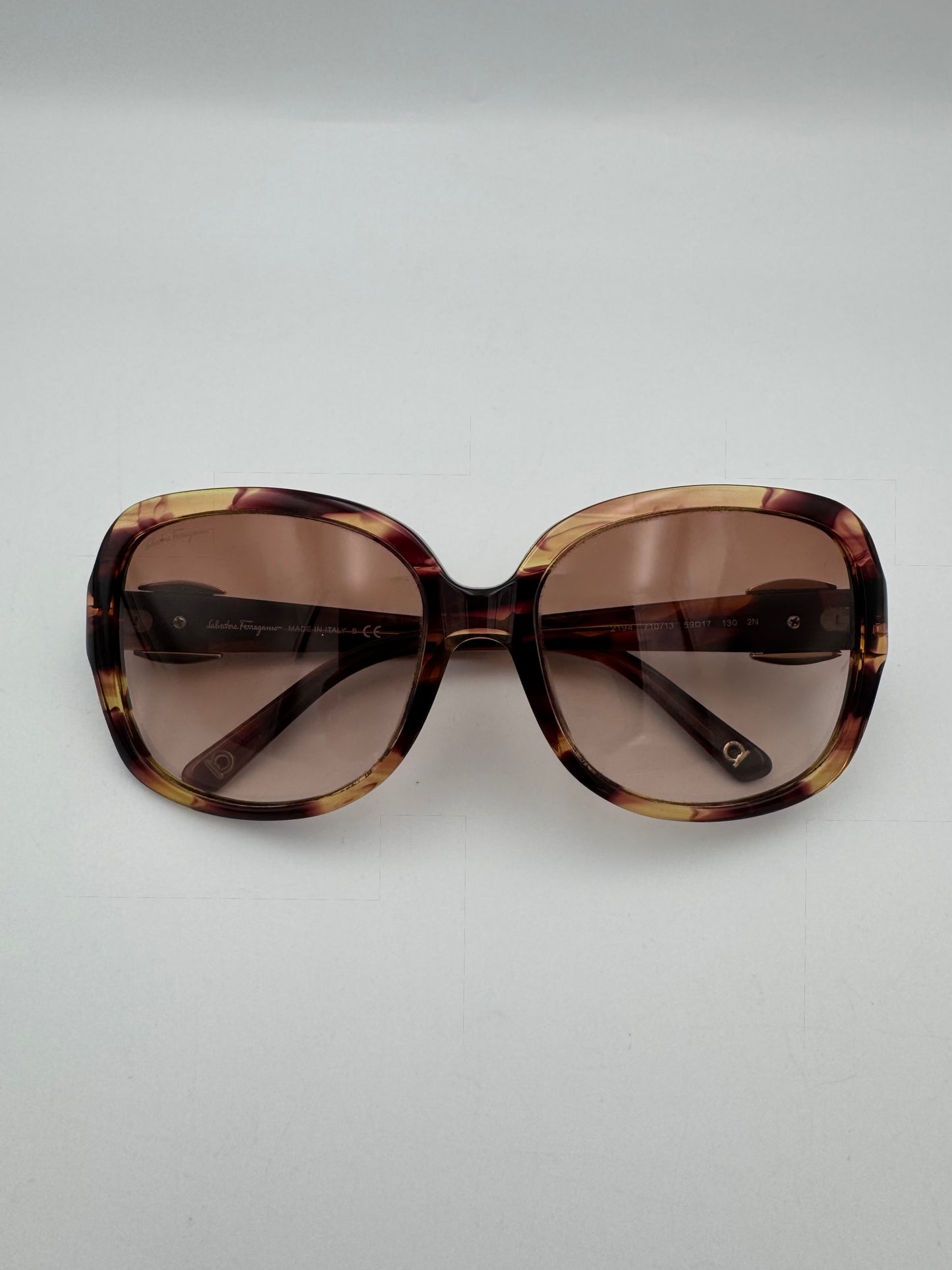 SALVATORE FERRAGAMO Sunglasses