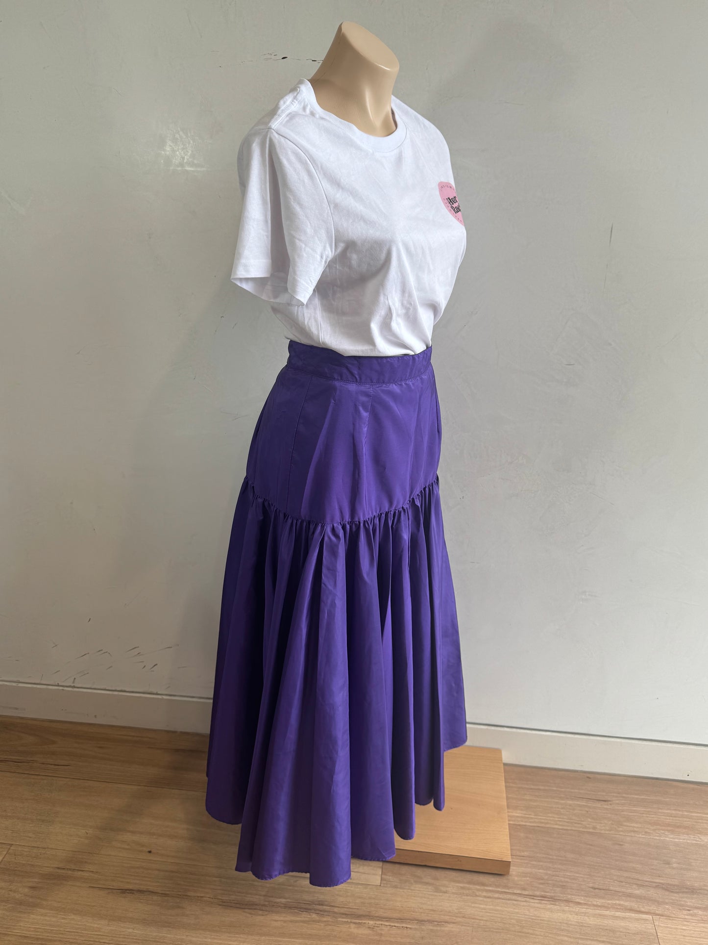 Vintage Anthea Crawford purple skirt