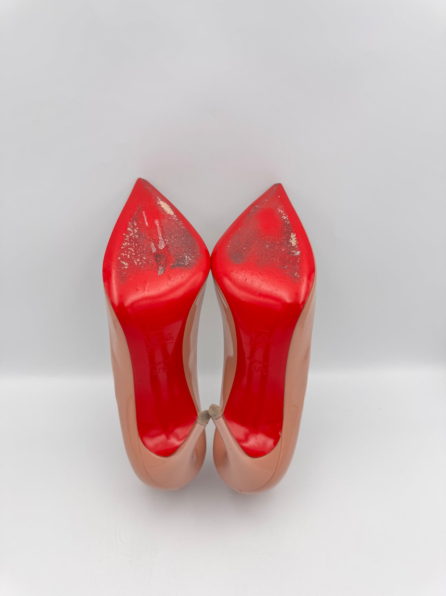 CHRISTIAN LOUBOUTIN Nude Patent Heels Size 37.5