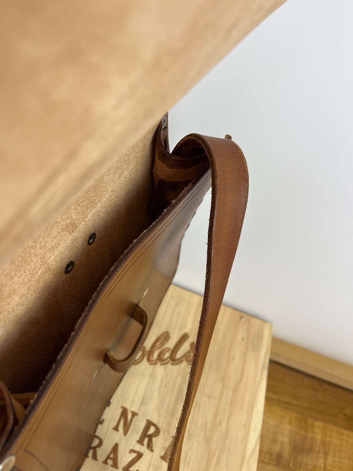 Vintage Tan Leather Shoulder Bag