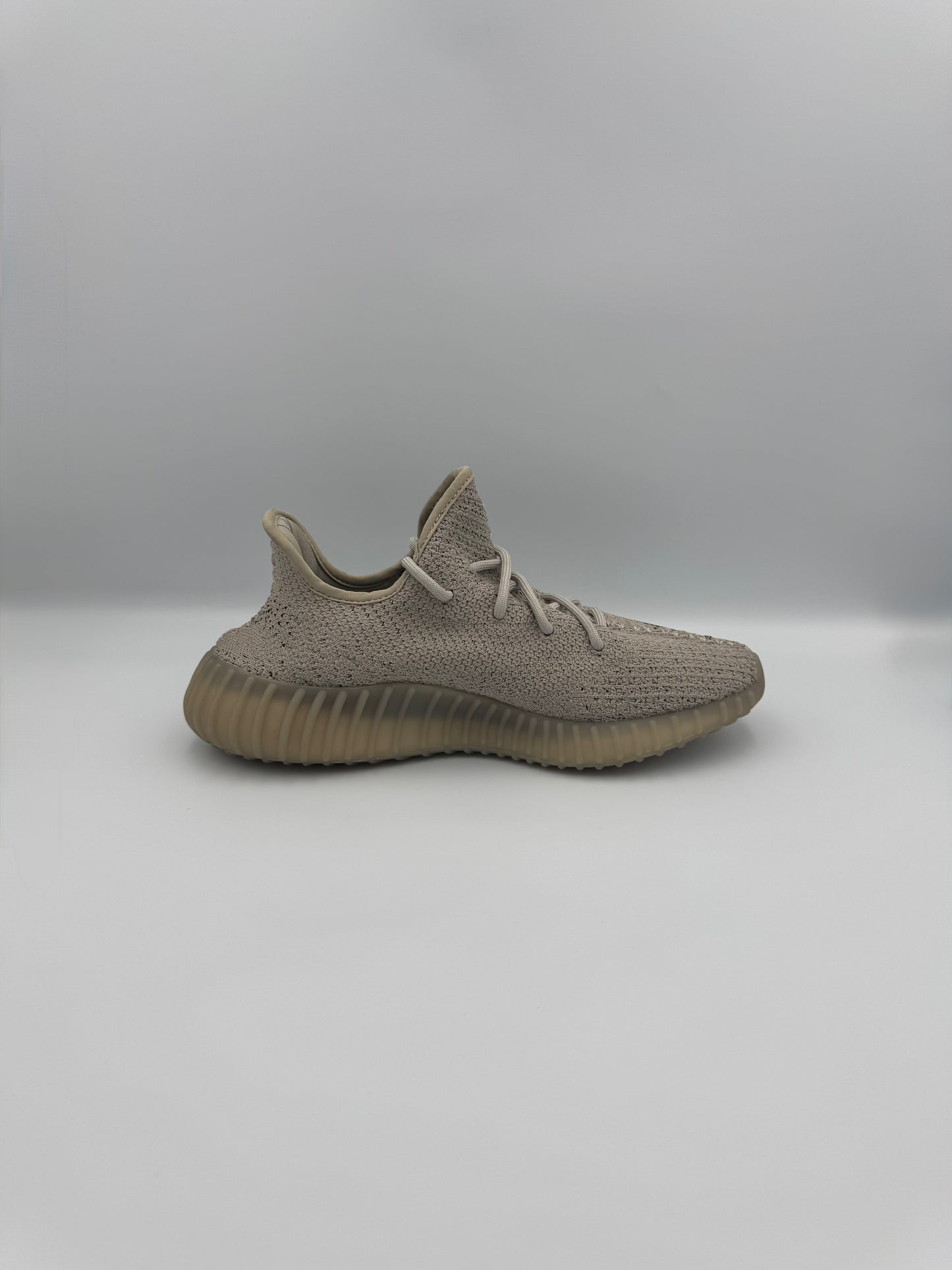 Yeezy Boost Graphite Grey Size 7