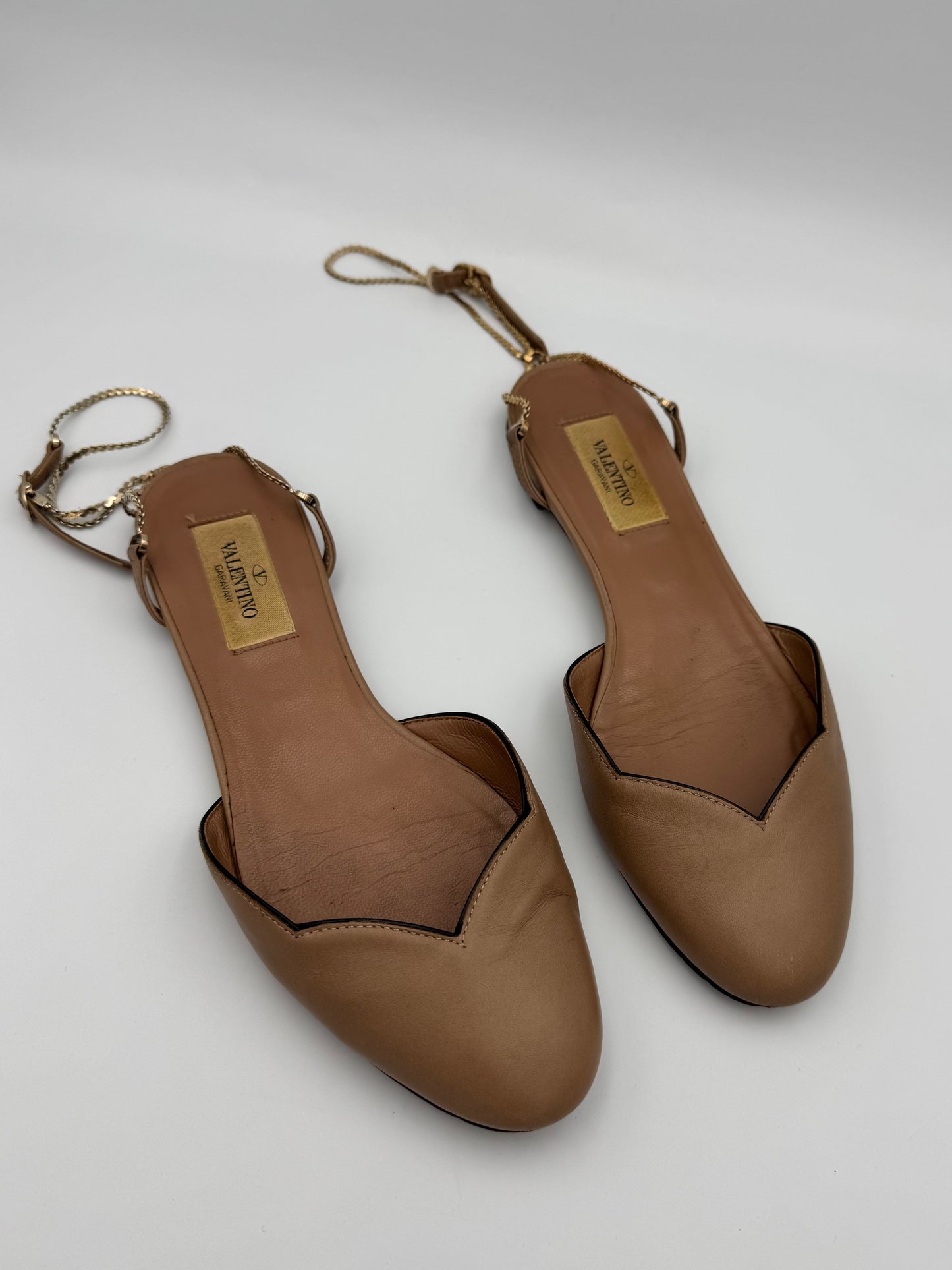 VALENTINO Beige Chained Flats Size 36