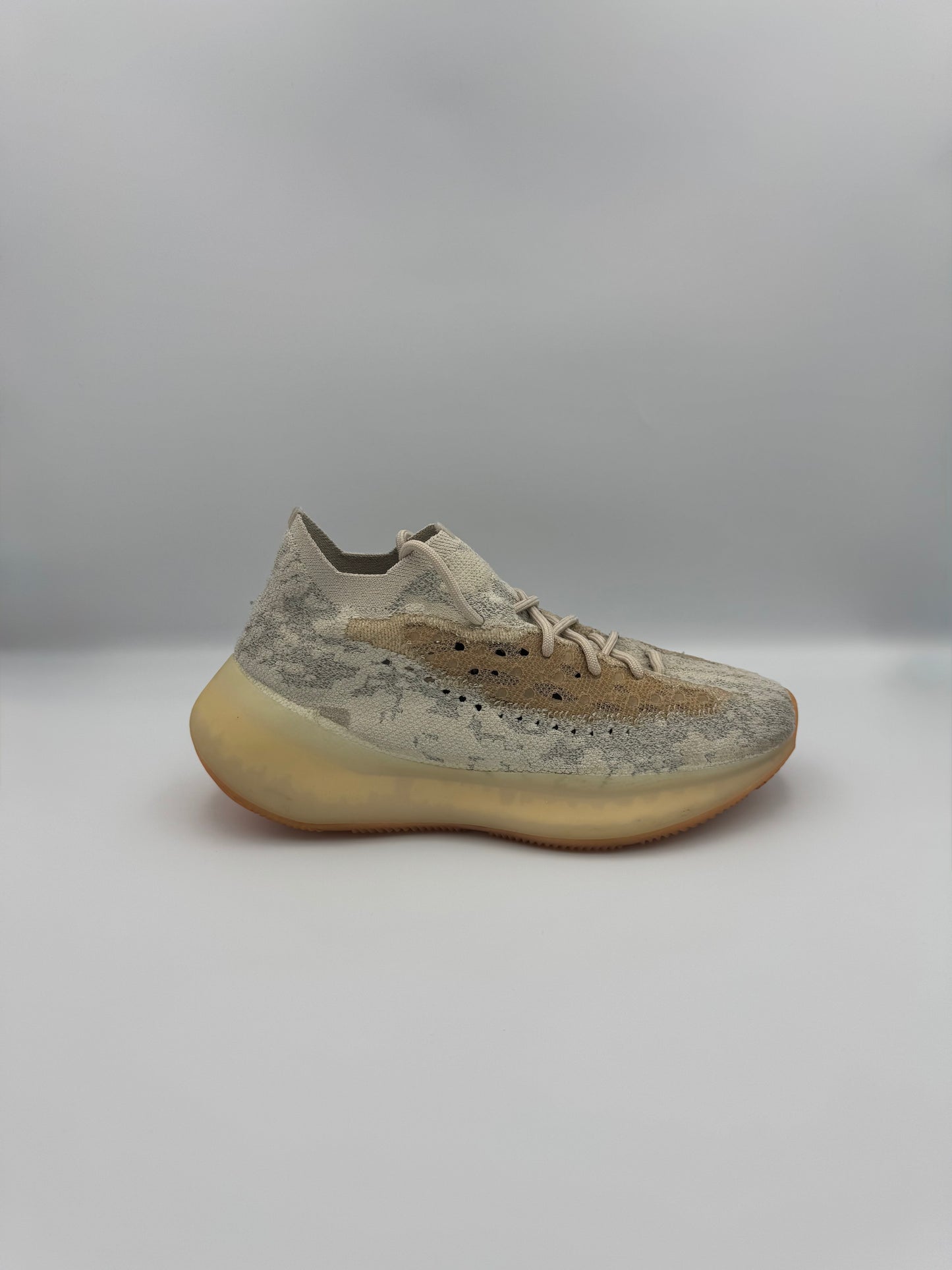 Yeezy Boost Grey Brown Size 41.5