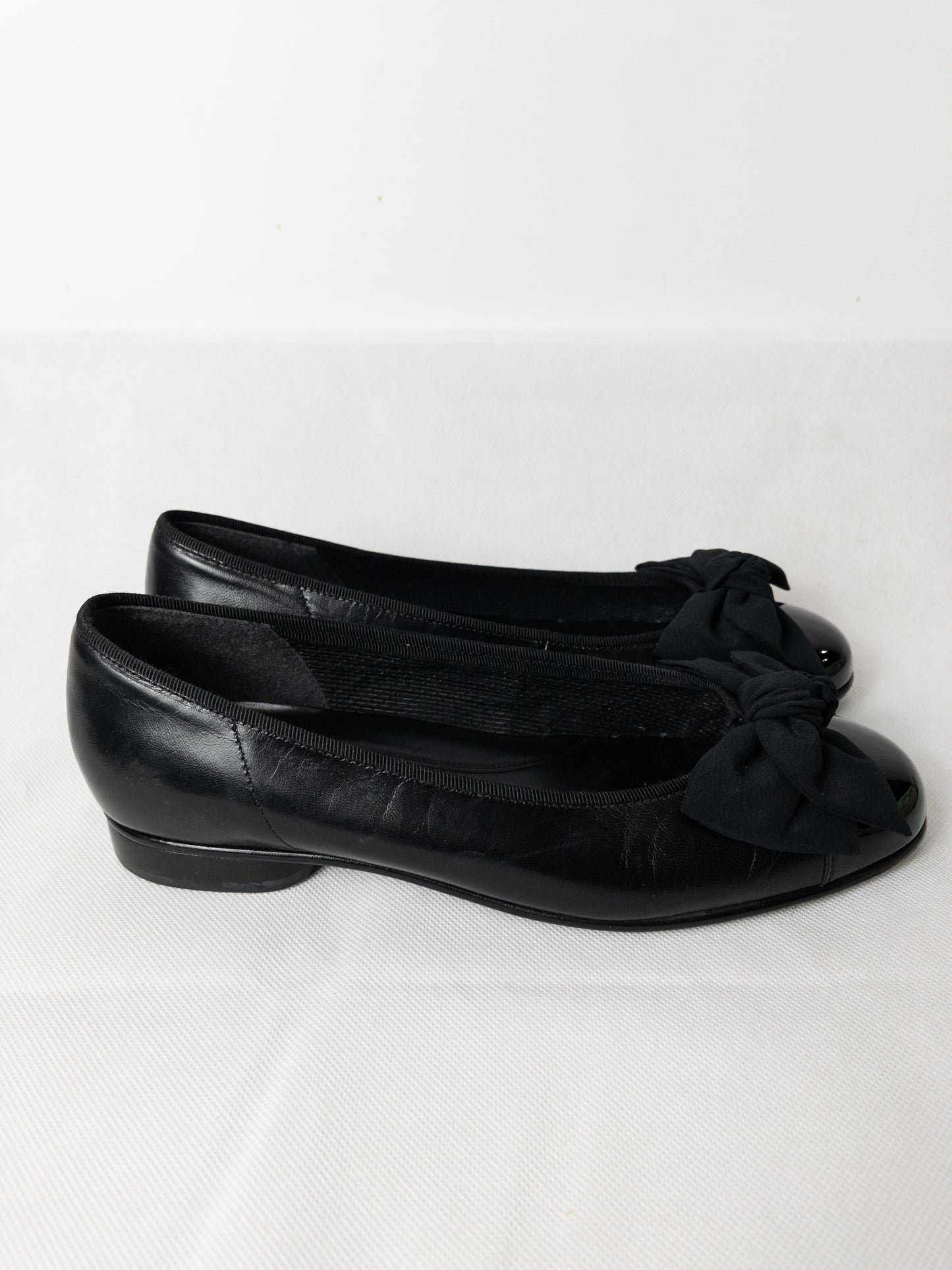 GABOR Black Ballet Flats Size 9