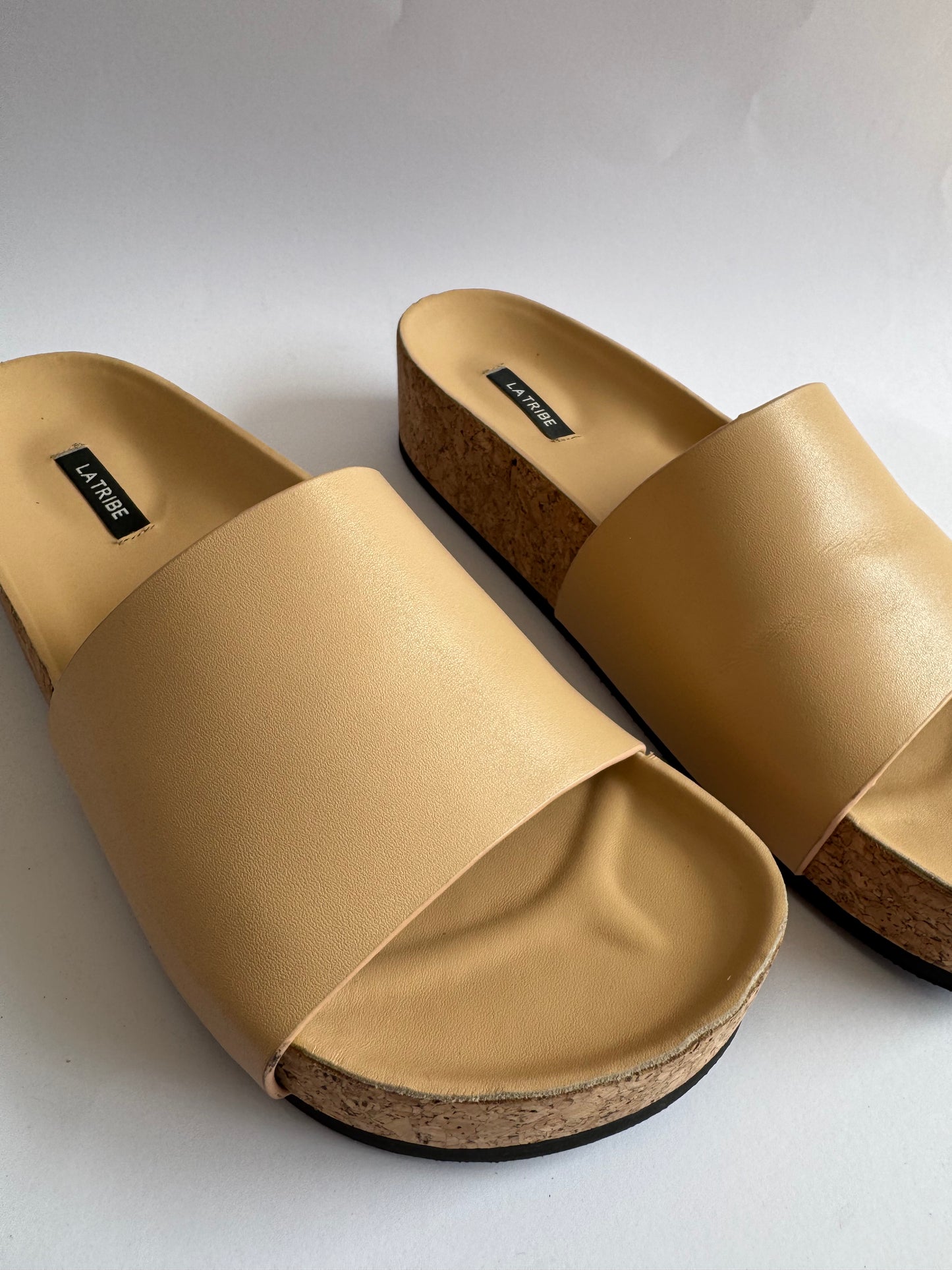 La Tribe Beige Platform Slide