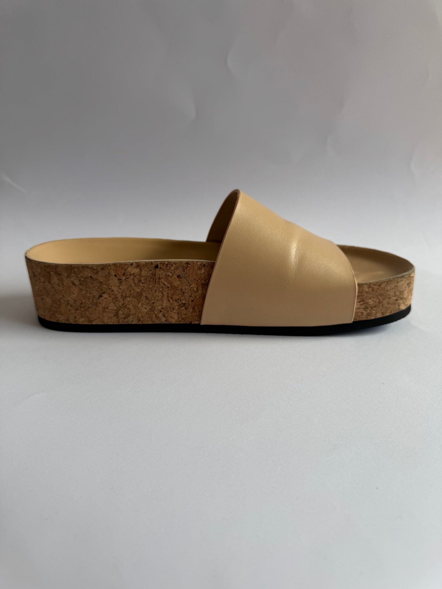 La Tribe Beige Platform Slide
