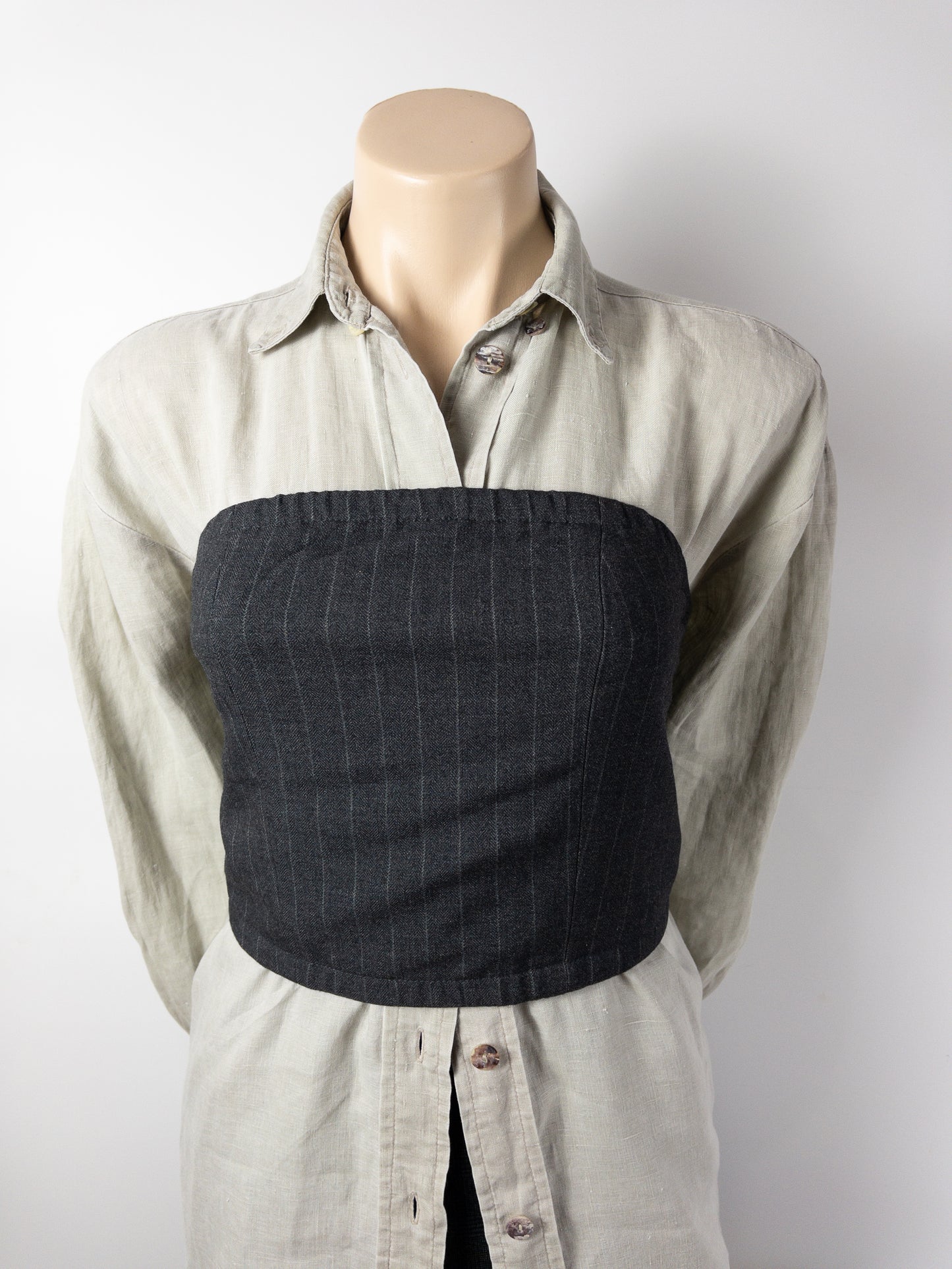 VENDERBYS Grey Bustier Top S