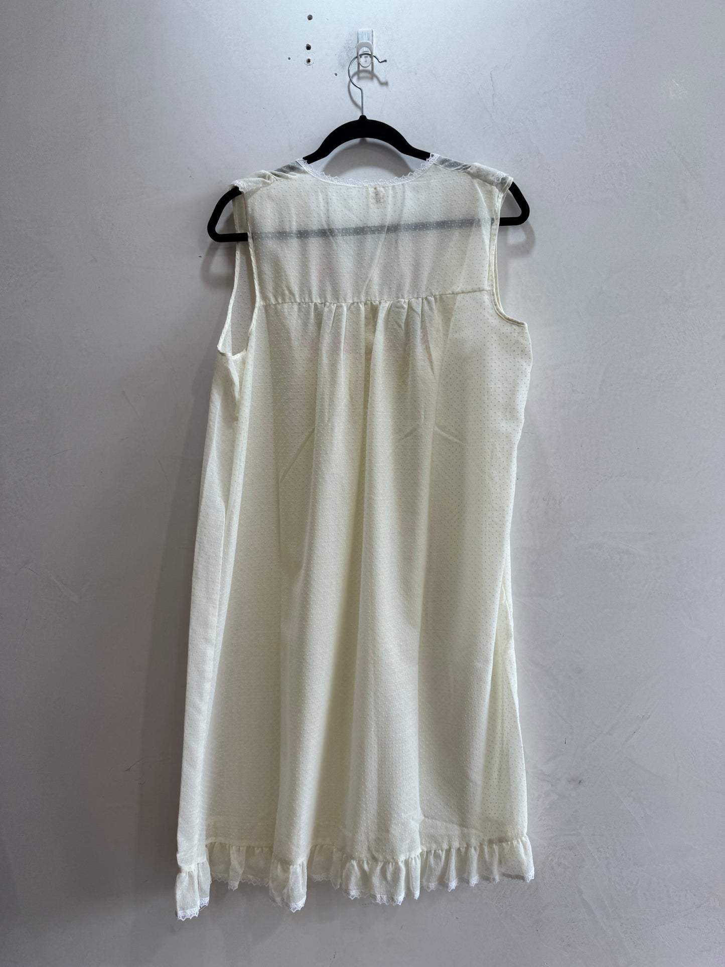 Vintage Diamond Cut Embroidered dress size M