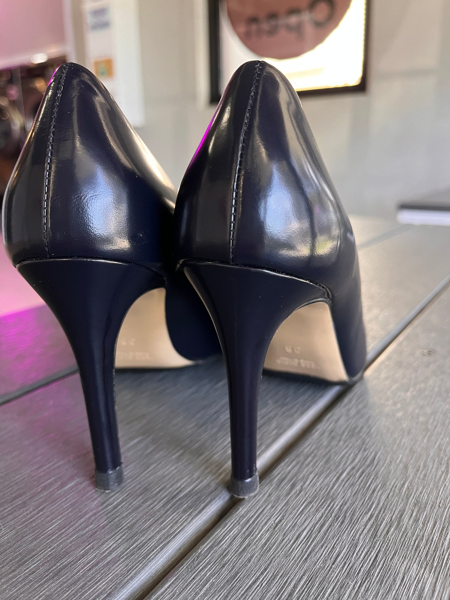 BIANCA BUCCHERI Midnight Blue Pumps Size 6.5
