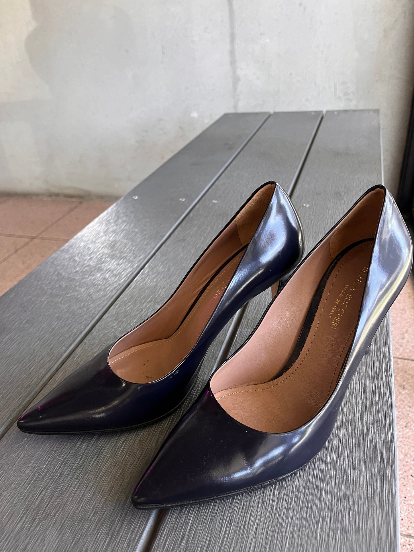 BIANCA BUCCHERI Midnight Blue Pumps Size 6.5
