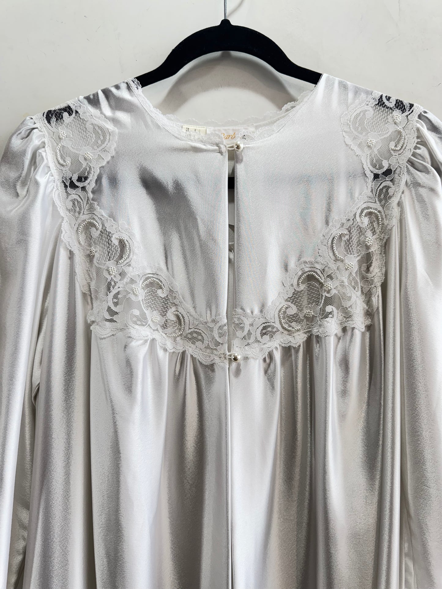 Vintage Barbizon white maxi robe - size S