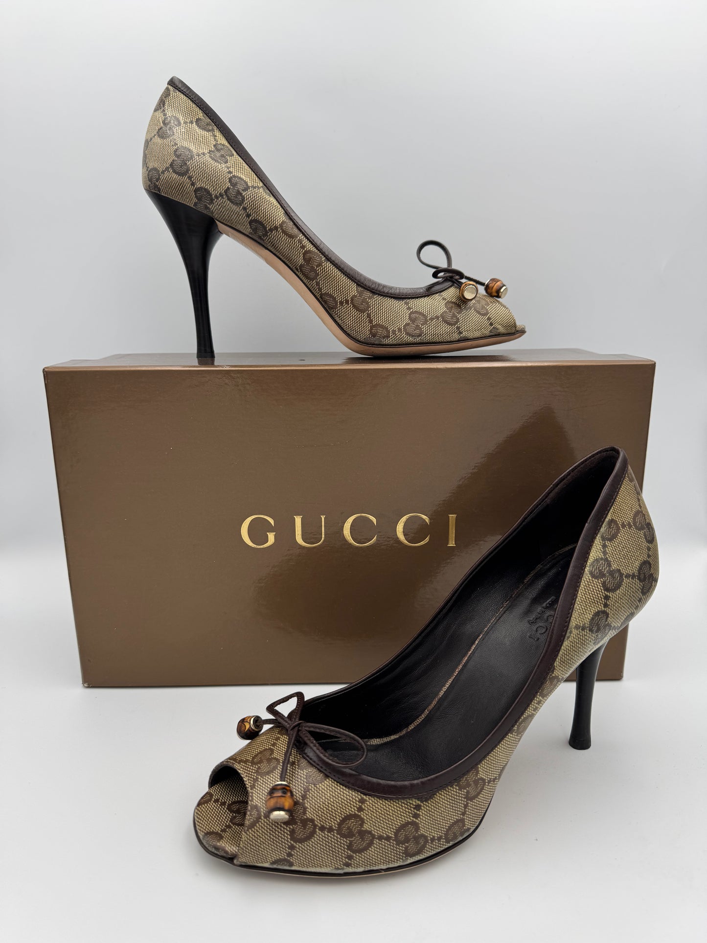 Gucci Peep Toe Heels 37.5