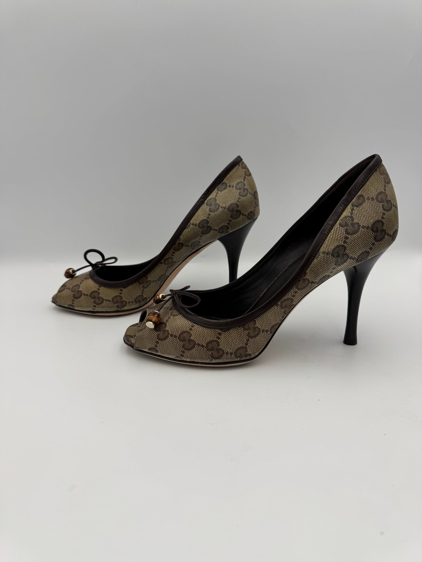 Gucci Peep Toe Heels 37.5