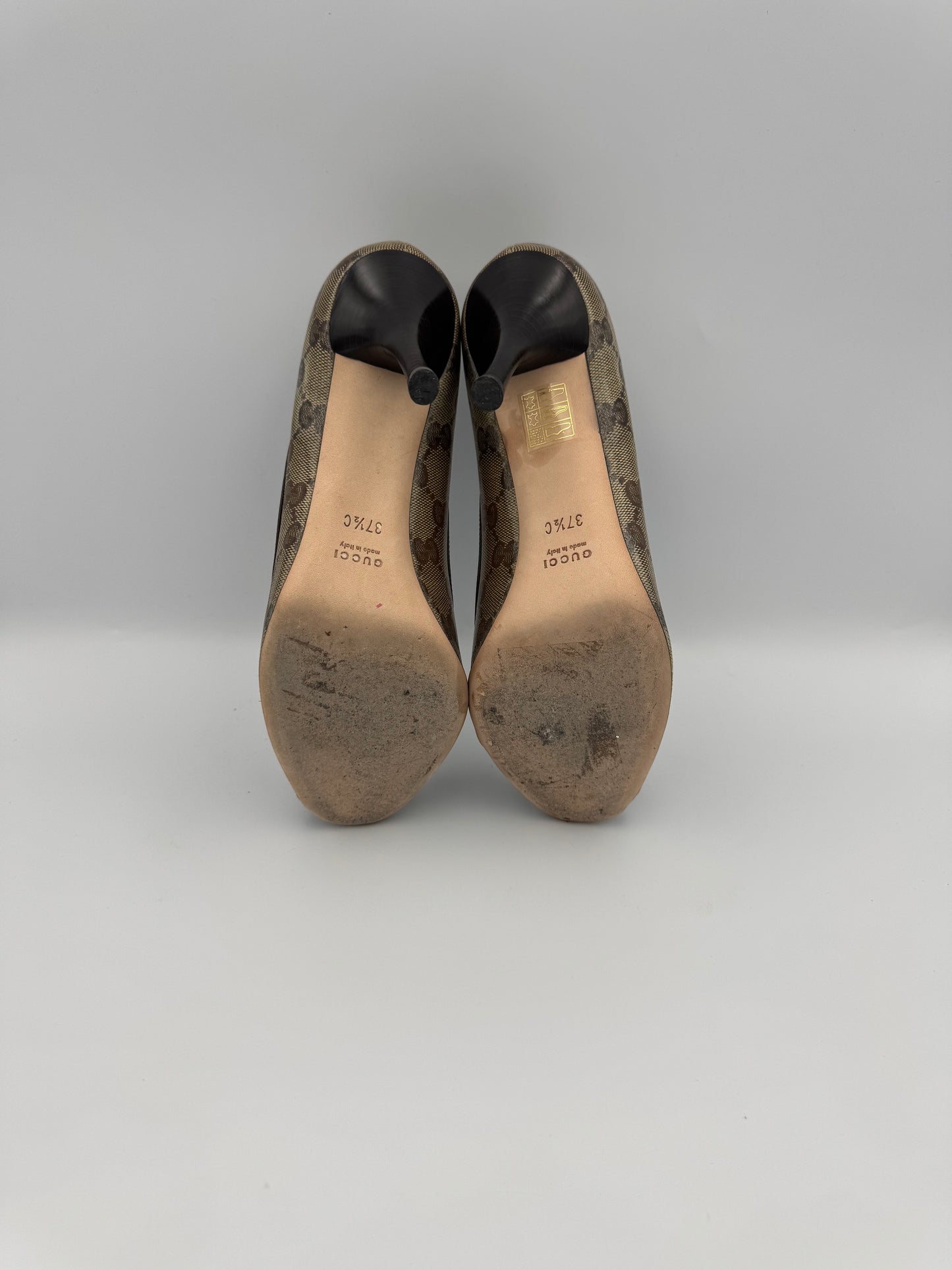Gucci Peep Toe Heels 37.5