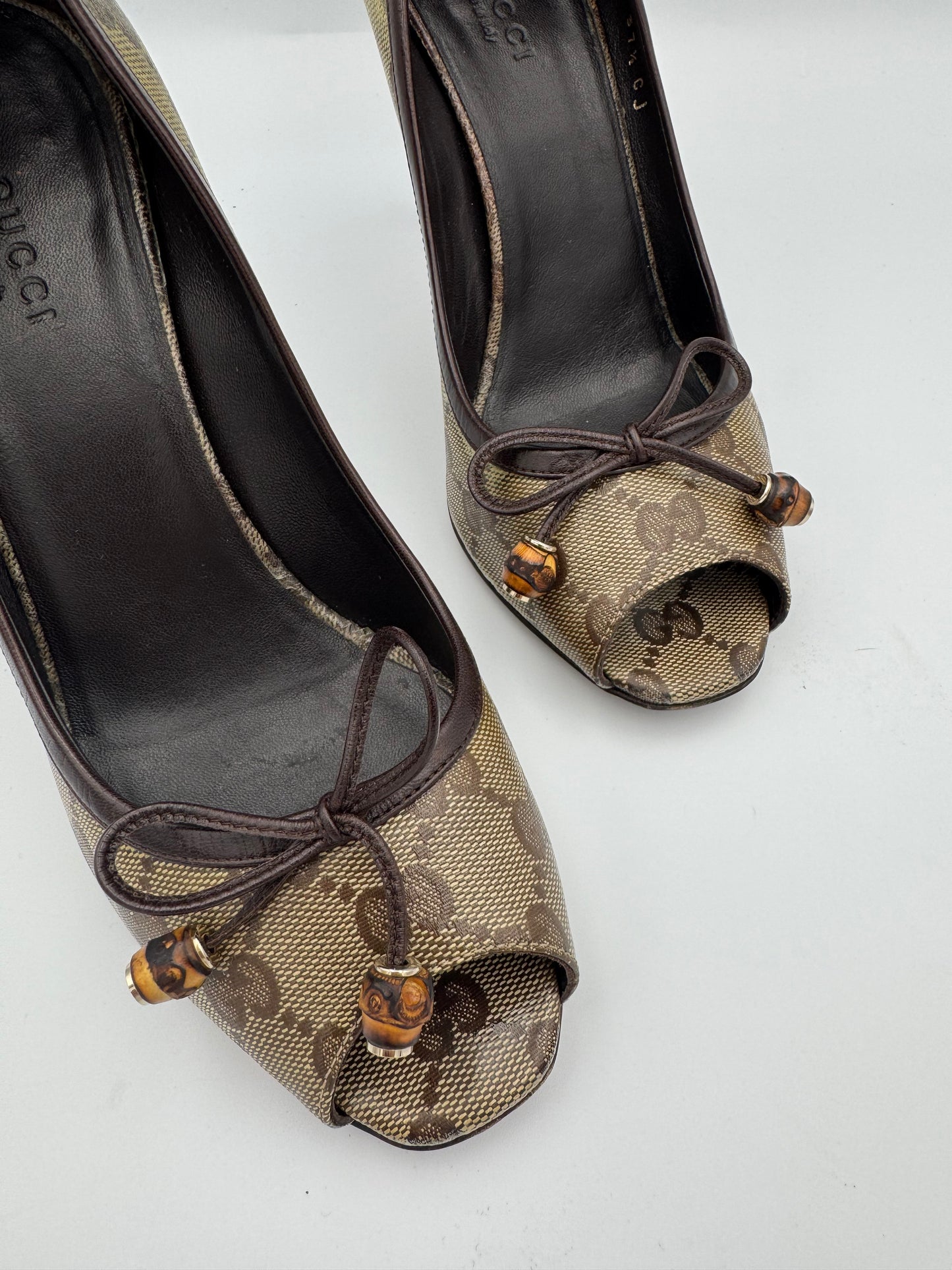 Gucci Peep Toe Heels 37.5
