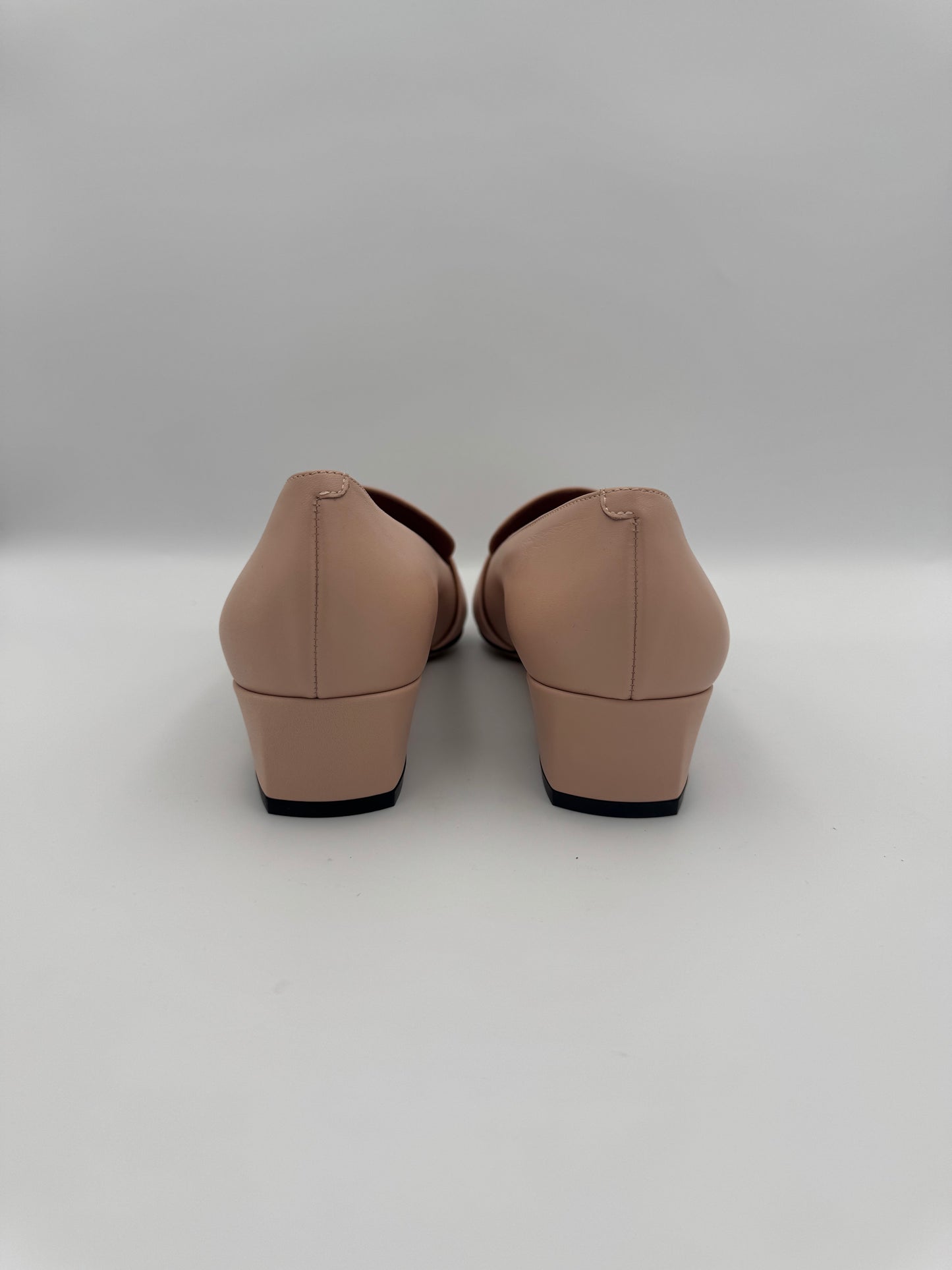 Bally Pink/Nude Loafer NEW Size 37