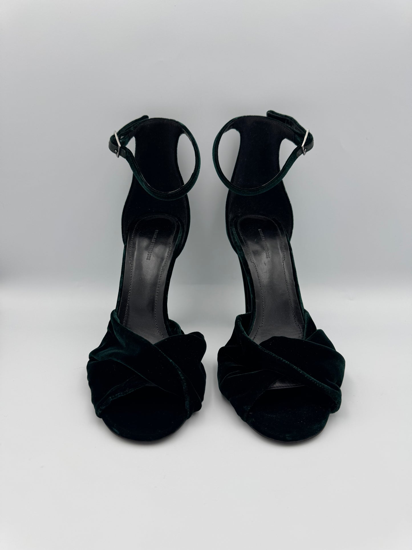 Scanlan Theodore Green Velvet Heels Sz40