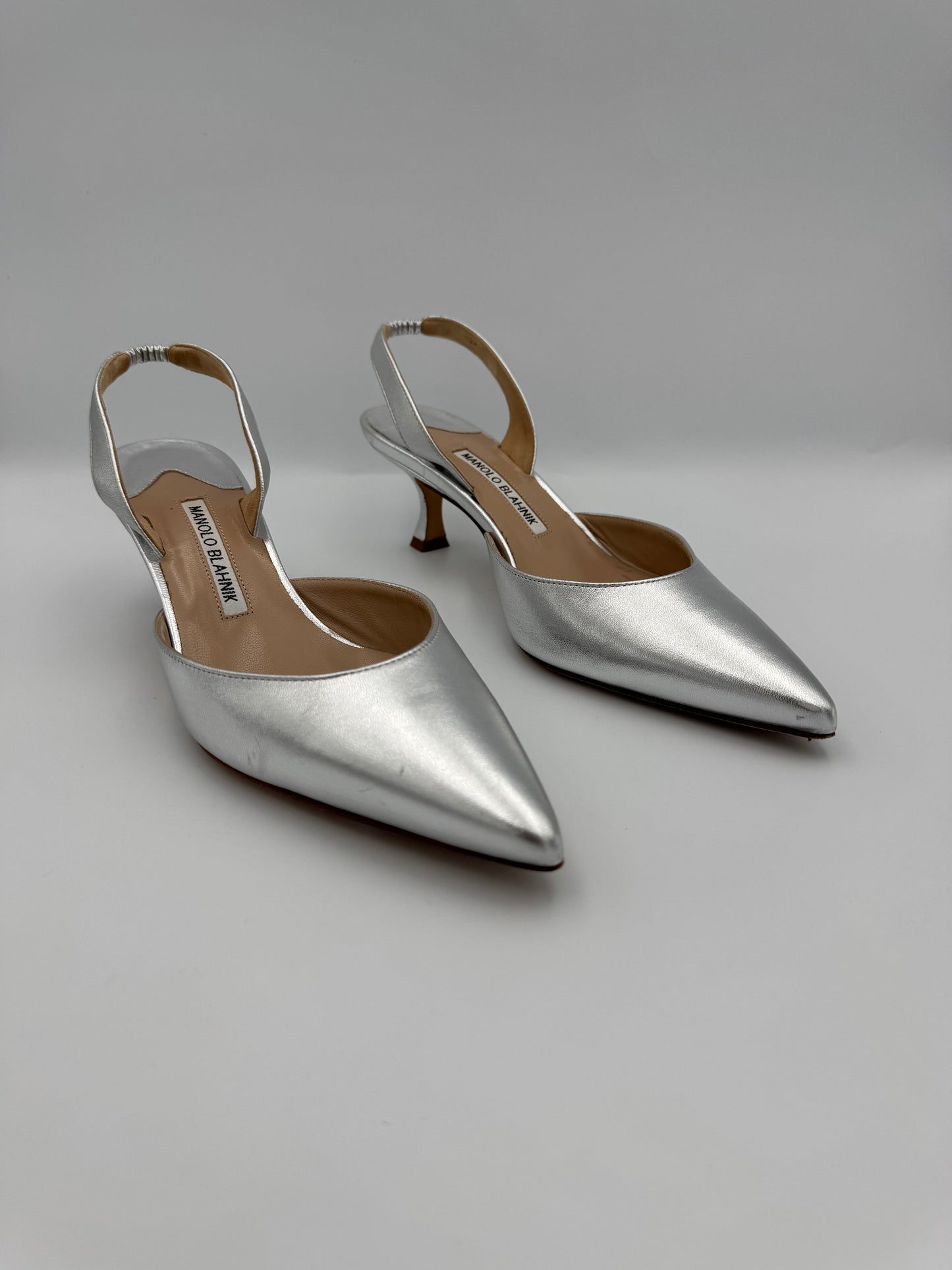 MANOLO BLAHNIK “CAROLYNE” Silver Slingback Mules SIZE 39