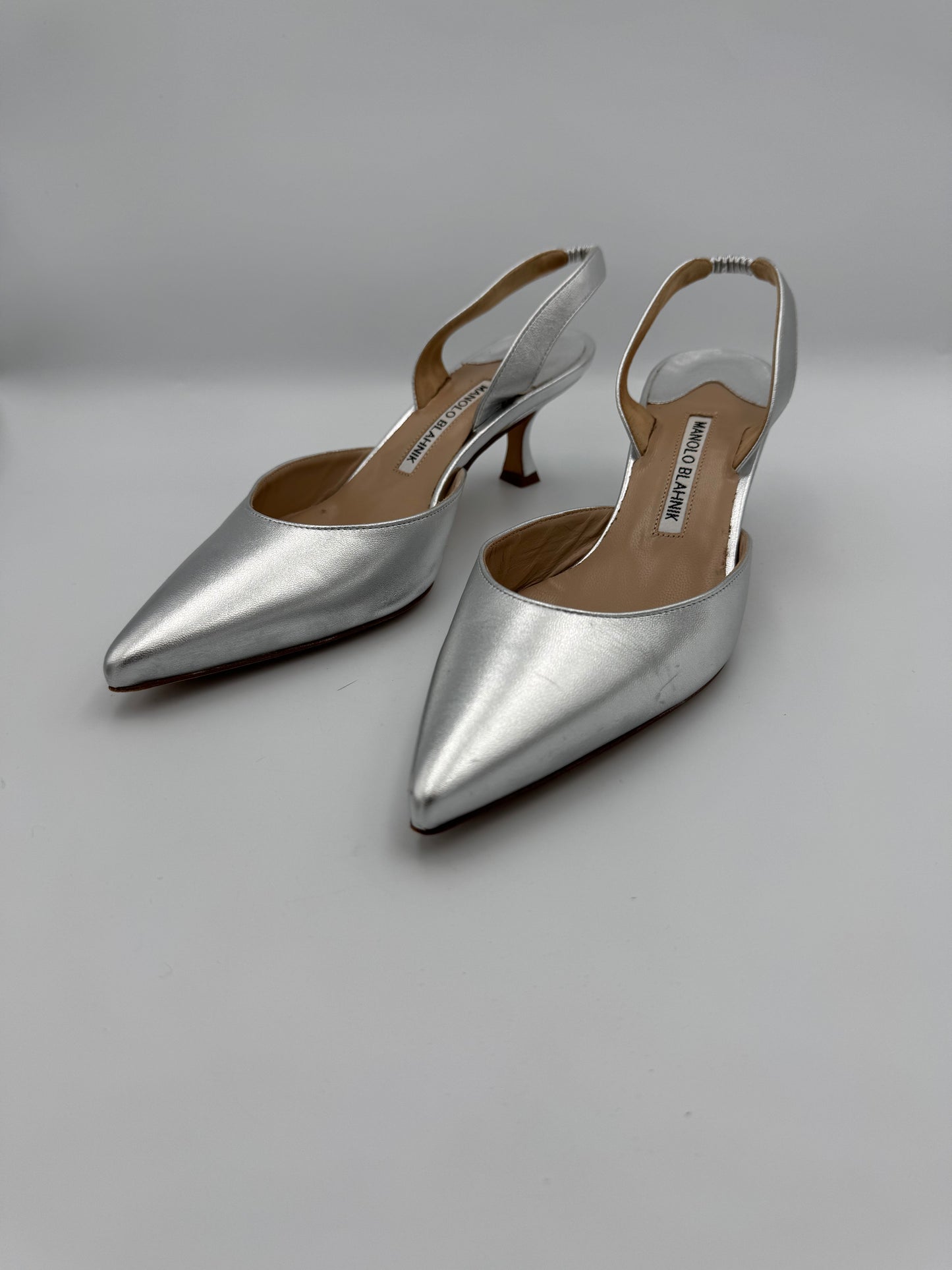 MANOLO BLAHNIK “CAROLYNE” Silver Slingback Mules SIZE 39