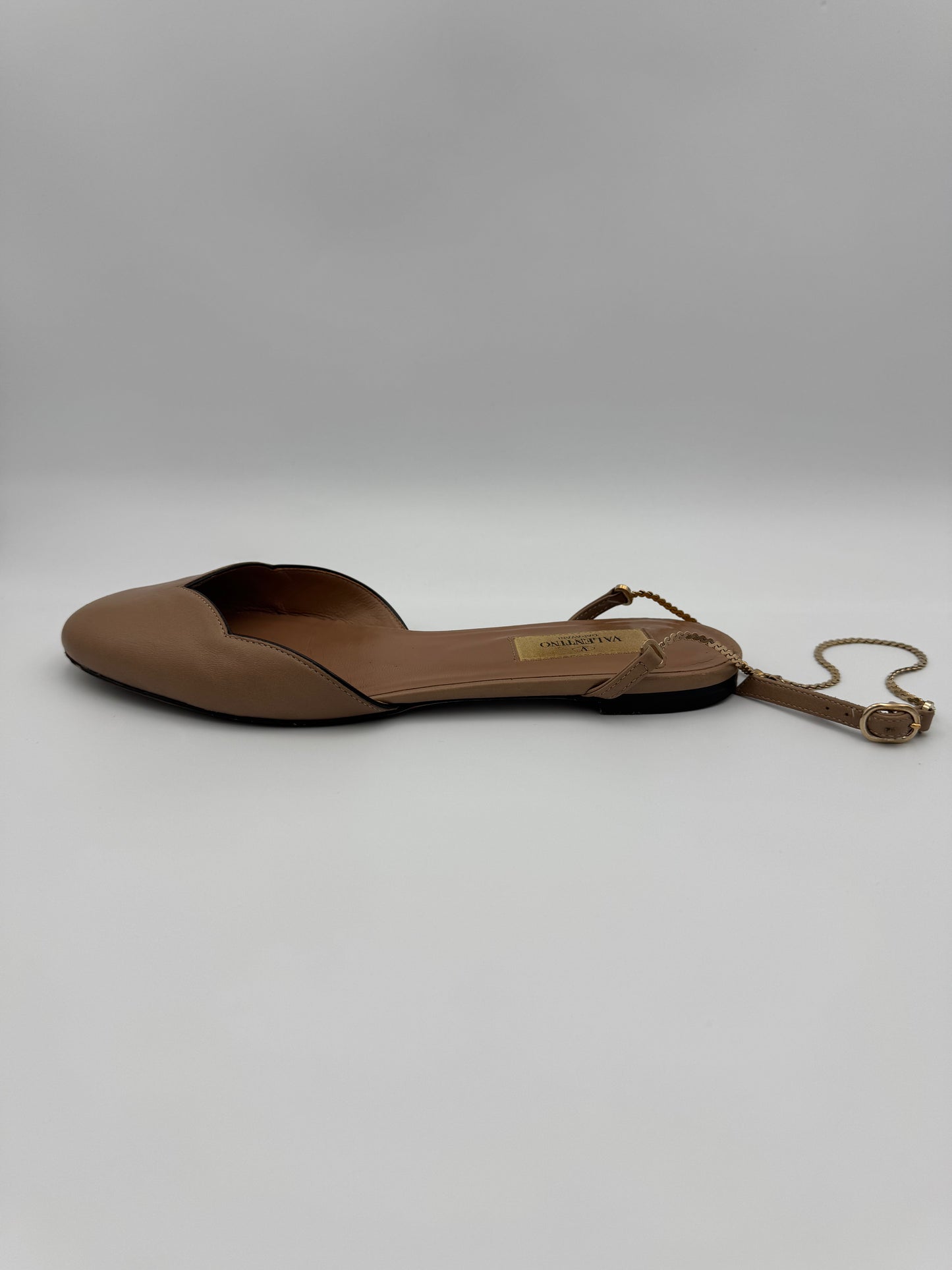 VALENTINO Beige Chained Flats Size 36
