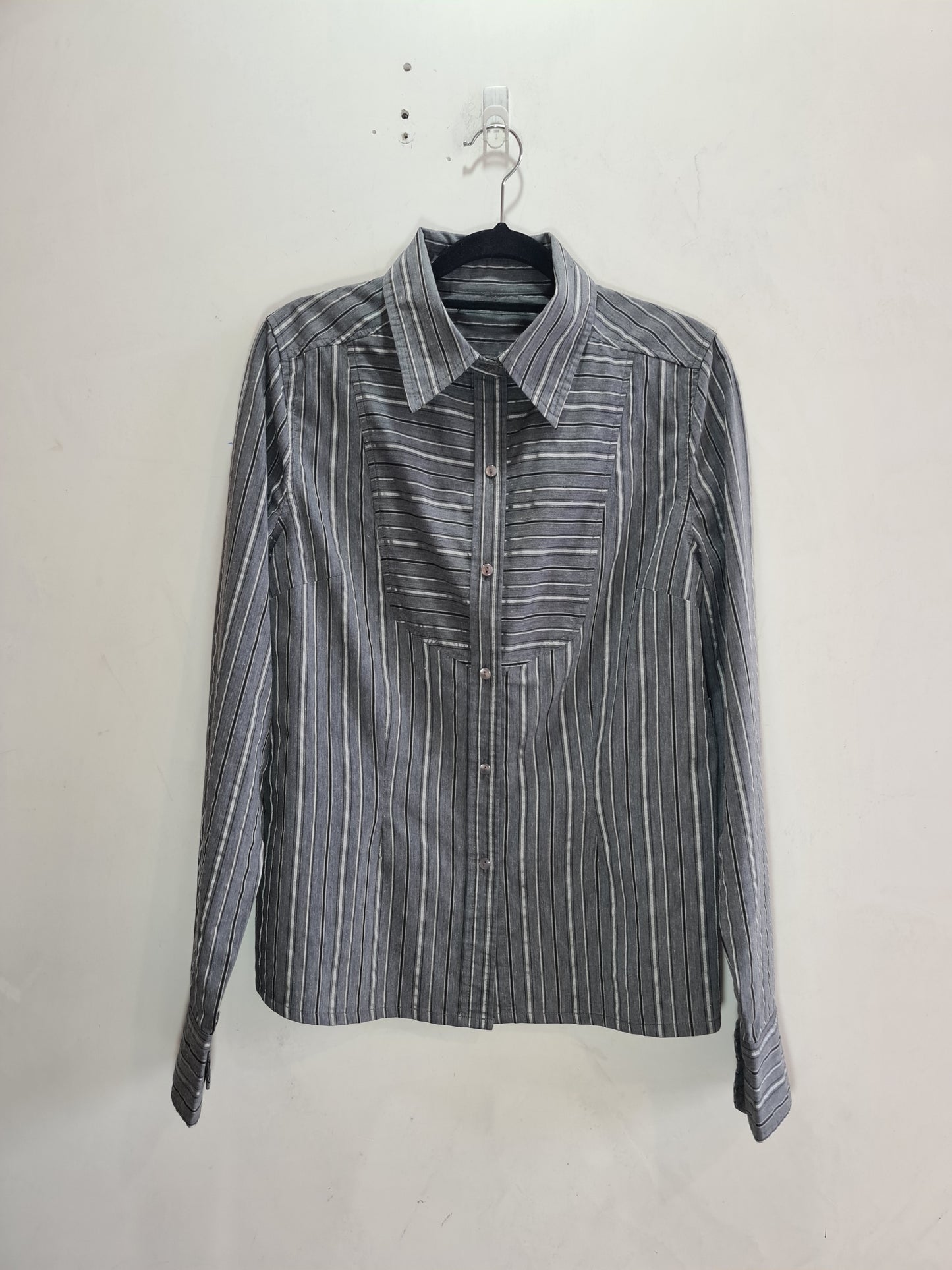 Vintage Grey Stripe Shirt - size M