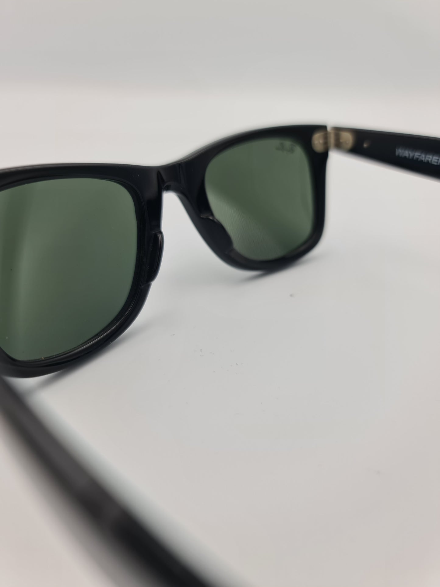 Ray-Ban Wayfarer Sunglasses