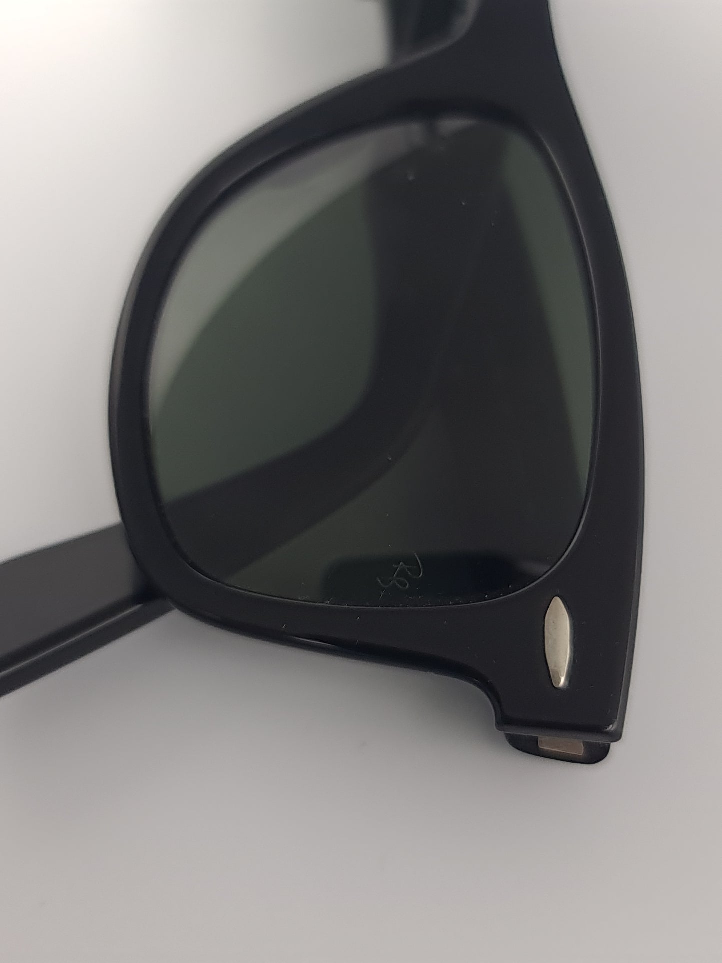 Ray-Ban Wayfarer Sunglasses