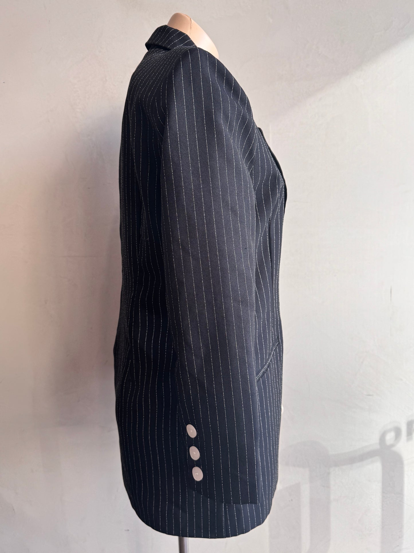 Vintage Ricki Reneeblack pinstriped blazer - size 10