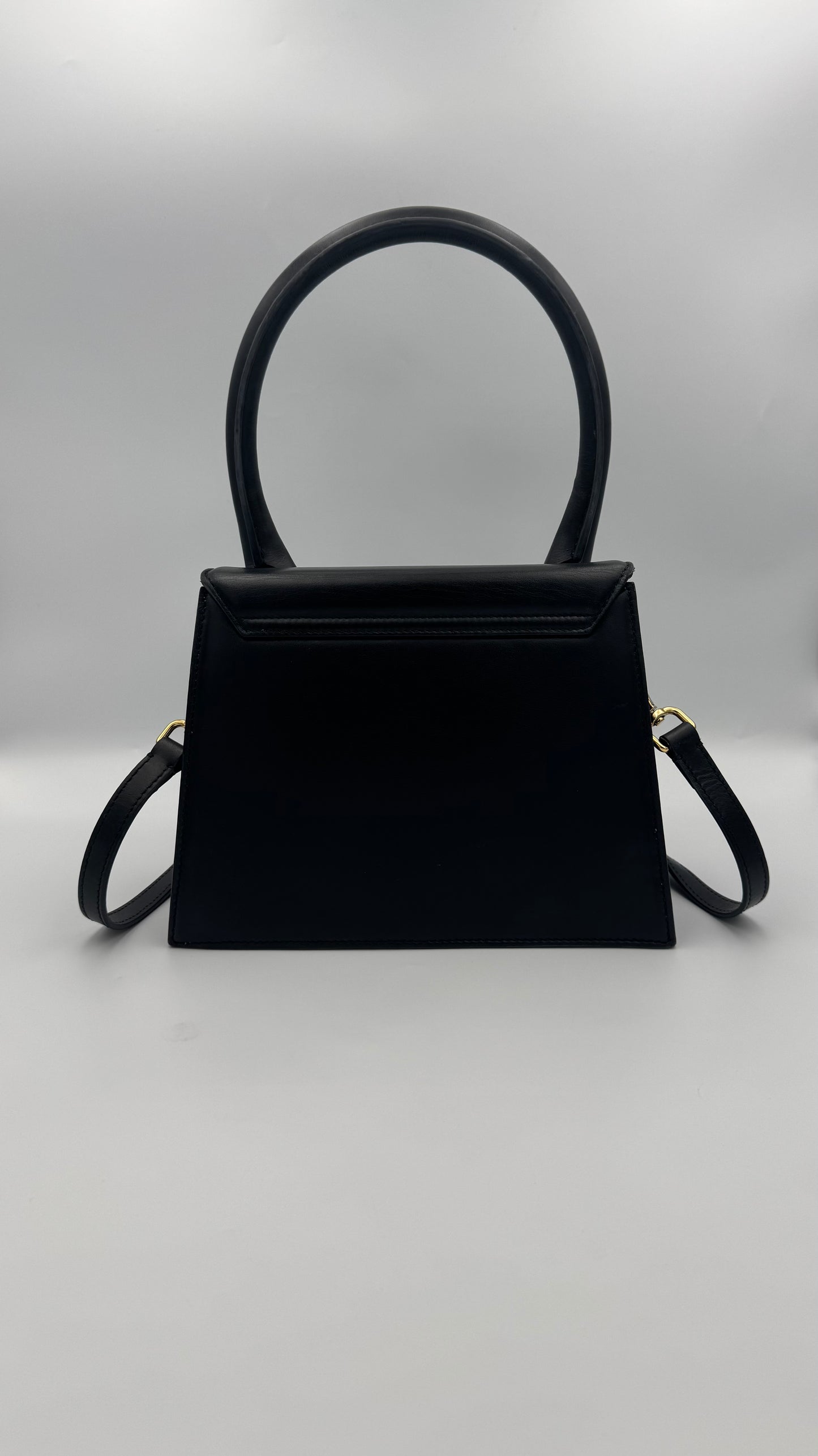 JACQUEMUS Le Grand Chiquito