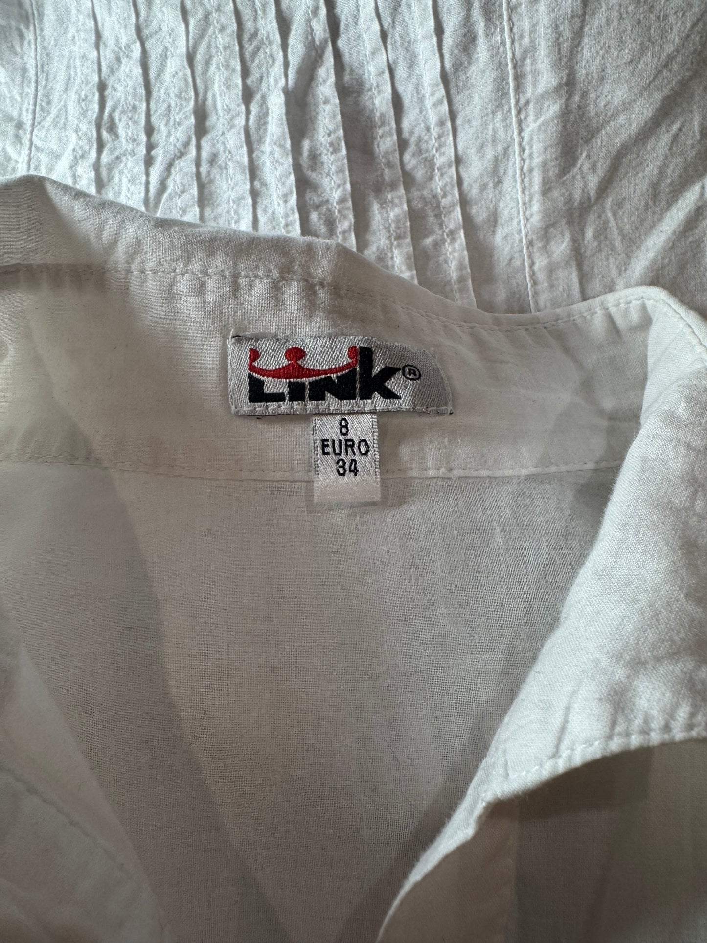 Link White Sleeveless Top - size XS