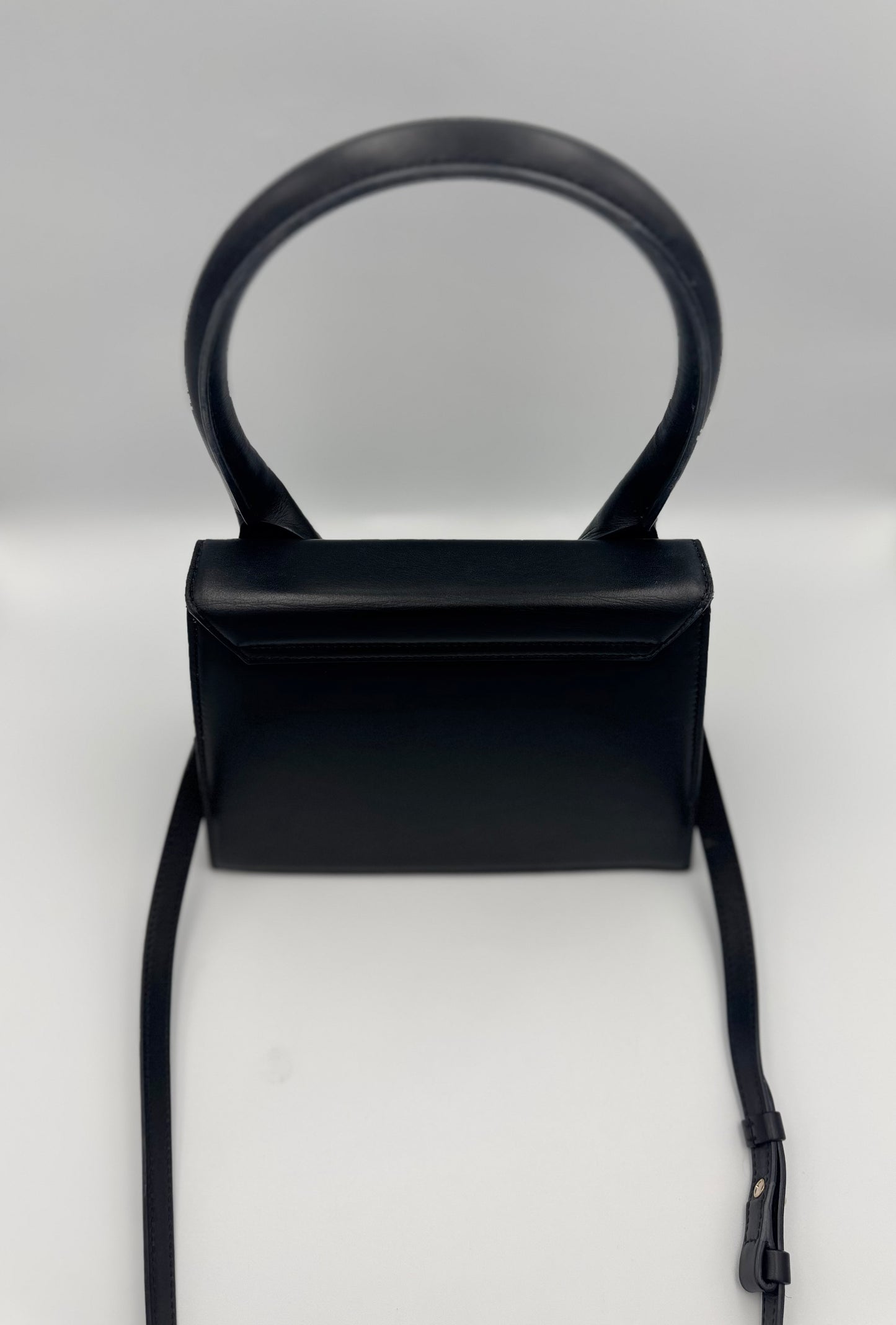 JACQUEMUS Le Grand Chiquito