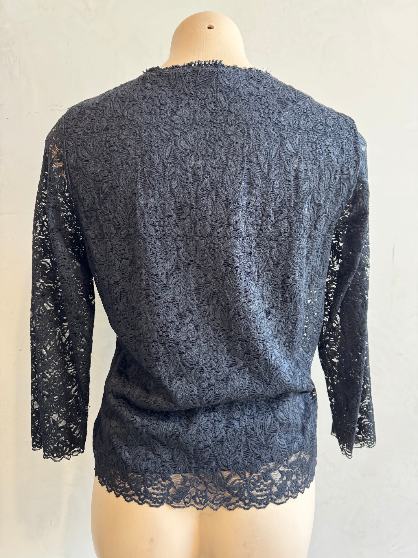 Vintage Silhouette lace top - size L