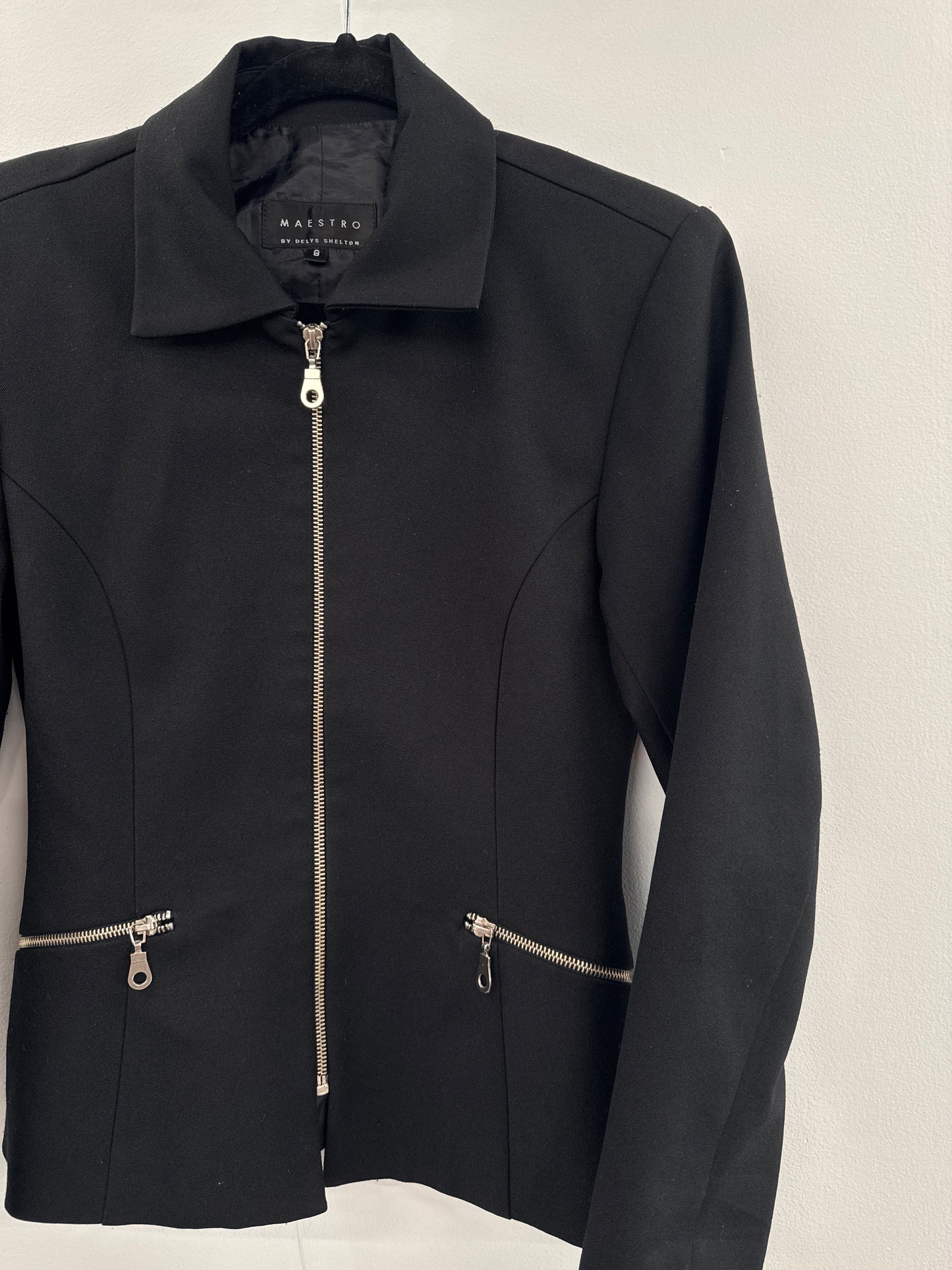 Maestro Black Full-Zip Jacket - Size 10