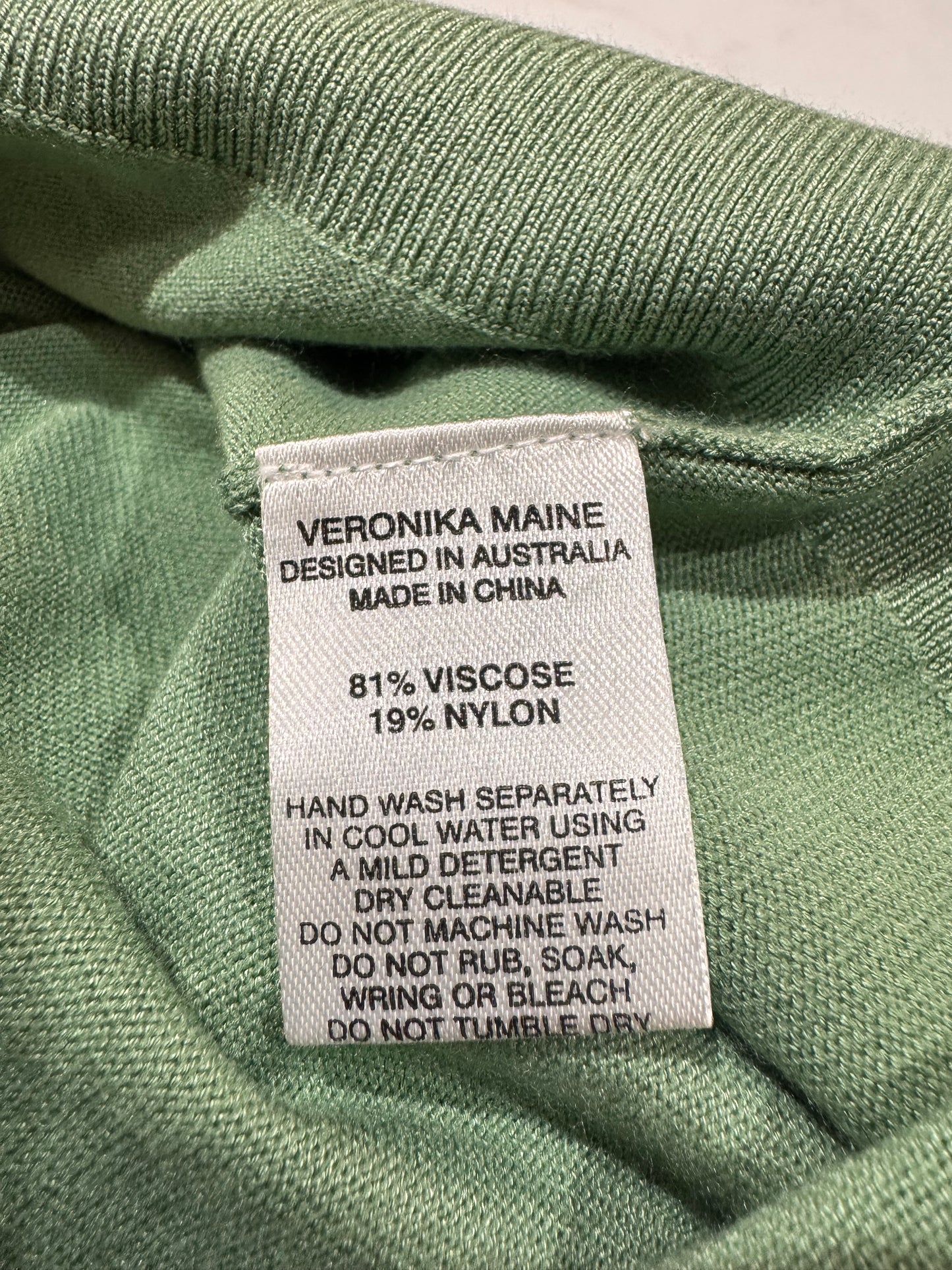Veronika Maine green cardigan - size L