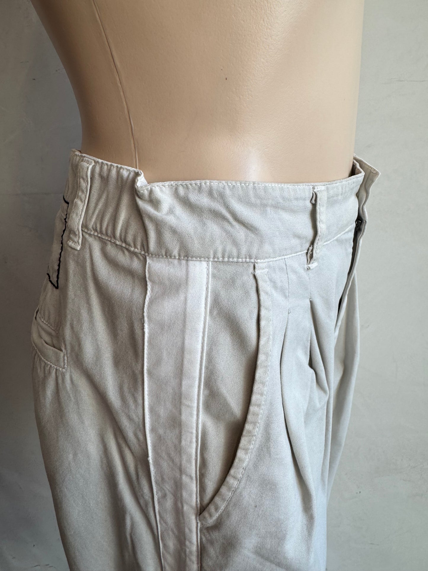 Bassike Beige pants size 1