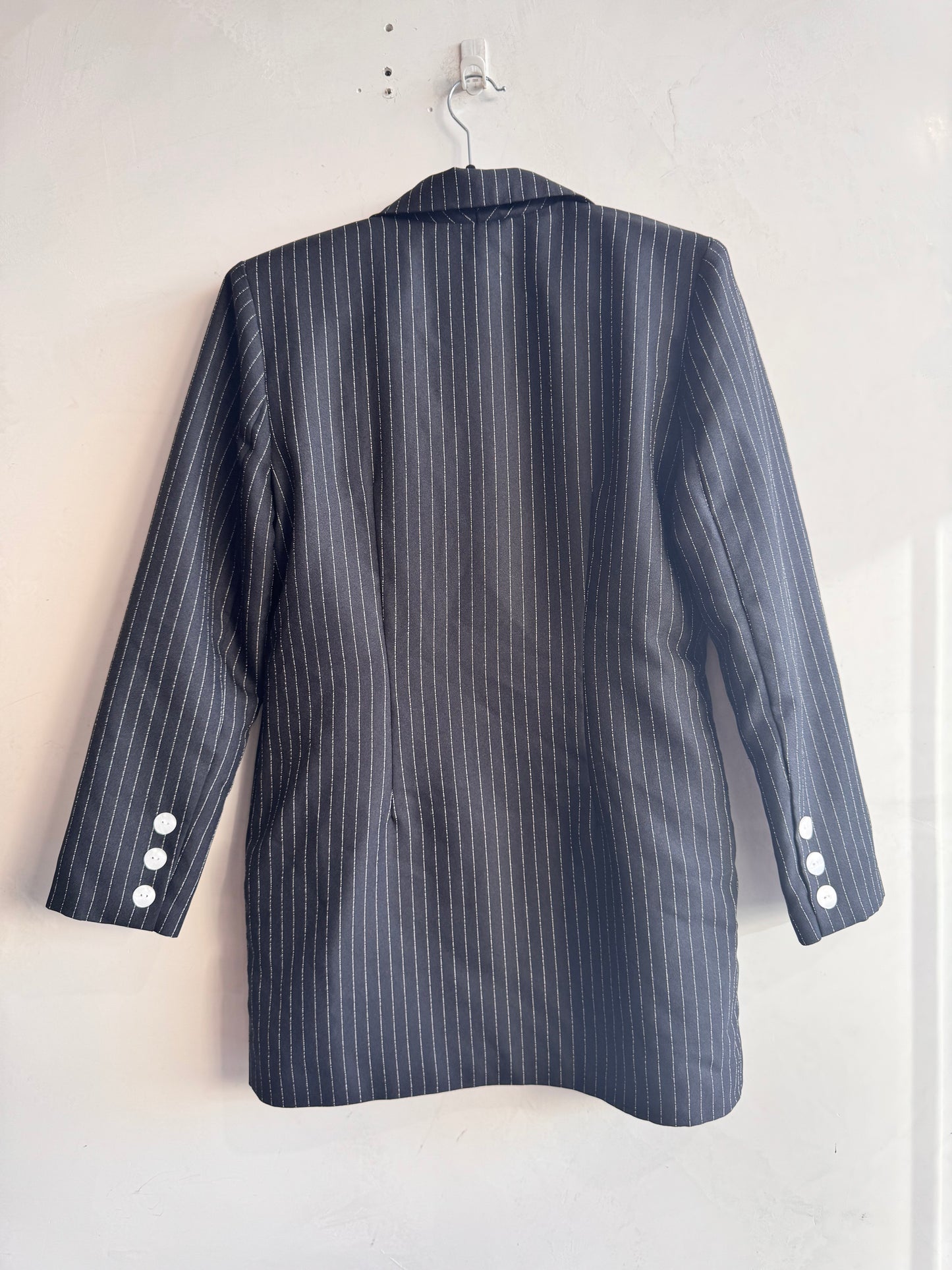 Vintage Ricki Reneeblack pinstriped blazer - size 10