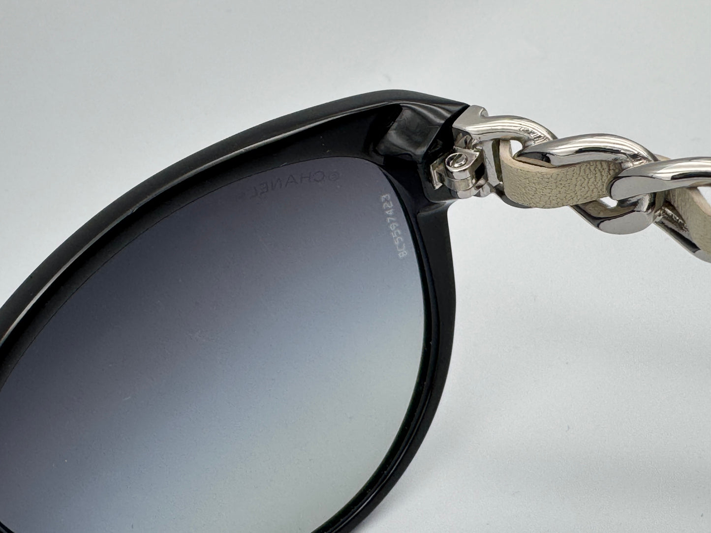 Chanel Sunglasses (Black)